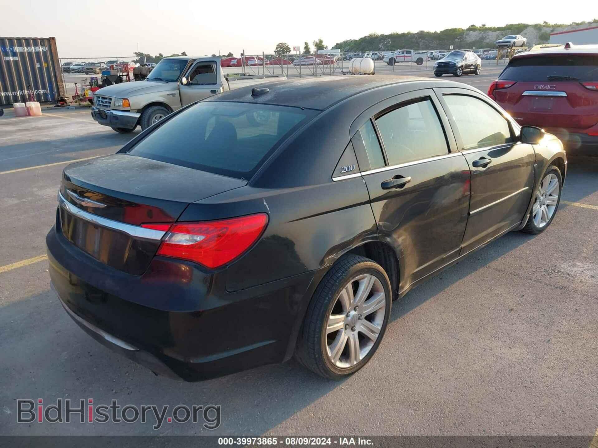 2013 CHRYSLER 200 - VIN: 1C3CCBBB9DN697762 - Photo 4