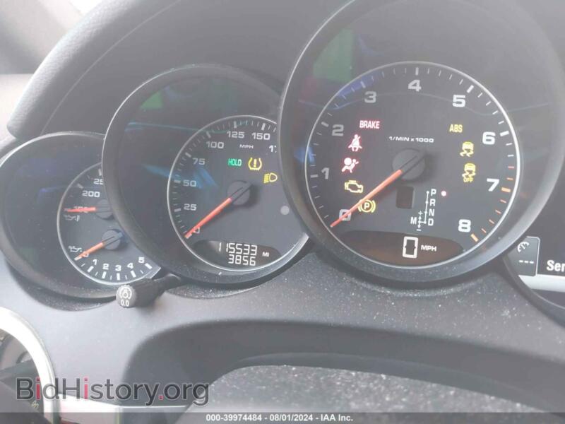 2018 Porsche CAYENNE (VIN WP1AA2A23JKA02228) — photo 7 of 16