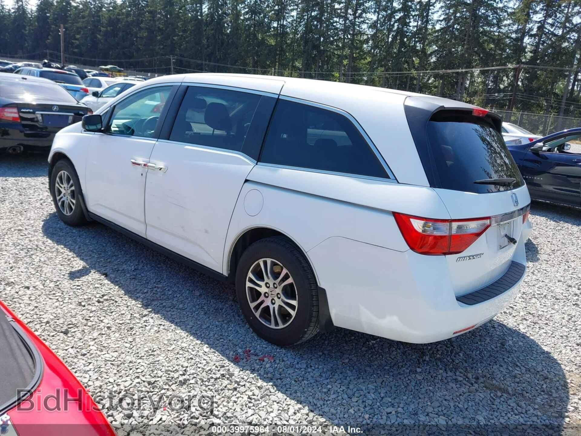 2011 HONDA ODYSSEY - VIN: 5FNRL5H48BB007740 - Фото 3