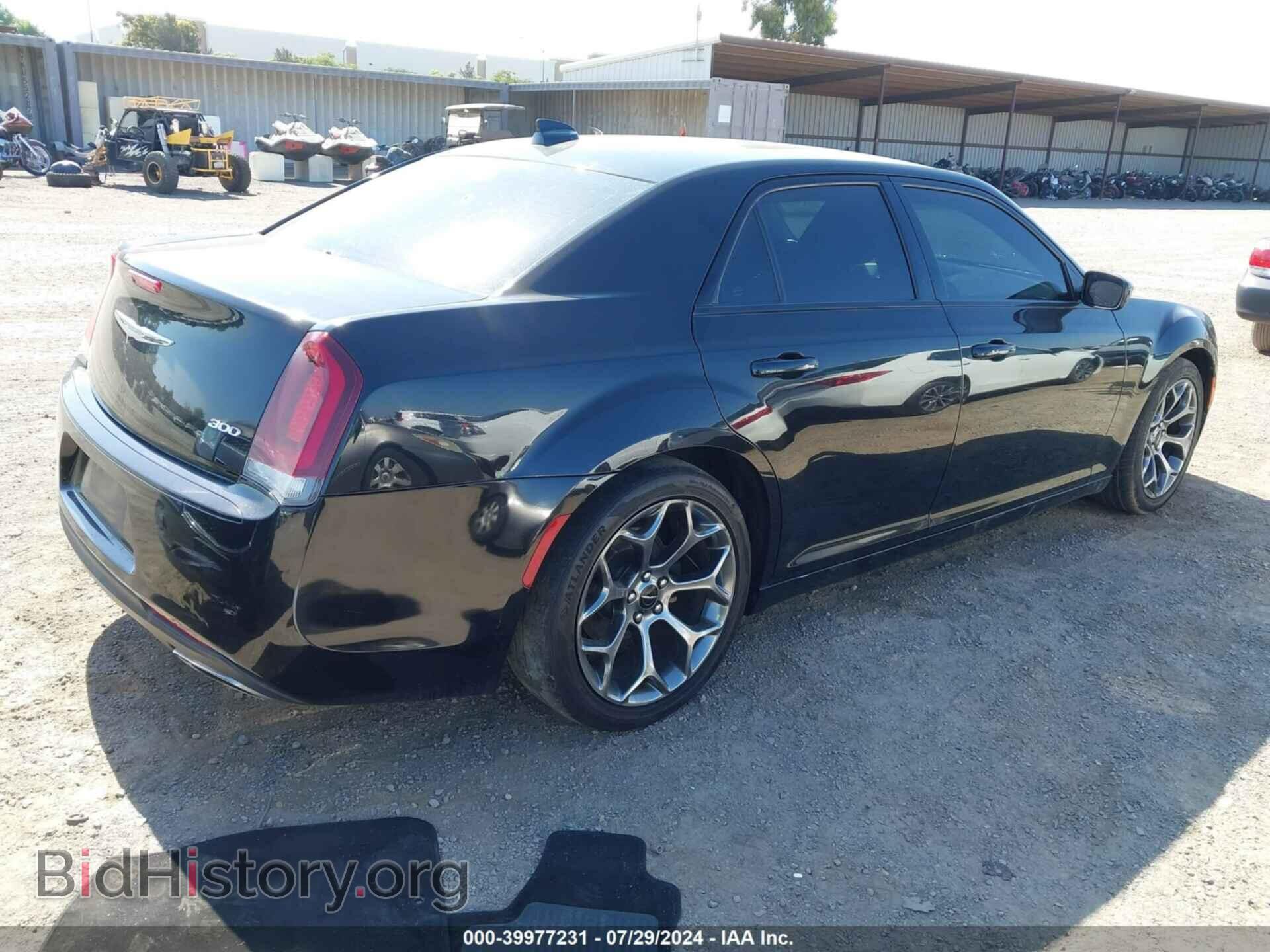 2018 CHRYSLER 300 - VIN: 2C3CCAAG9JH151636 - Фото 4