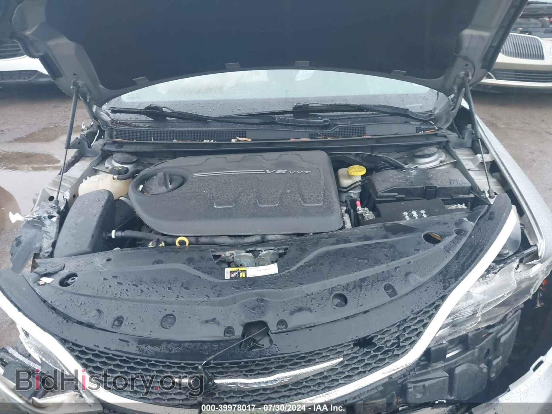 2015 CHRYSLER 200 - VIN: 1C3CCCCG9FN700758 - Photo 10