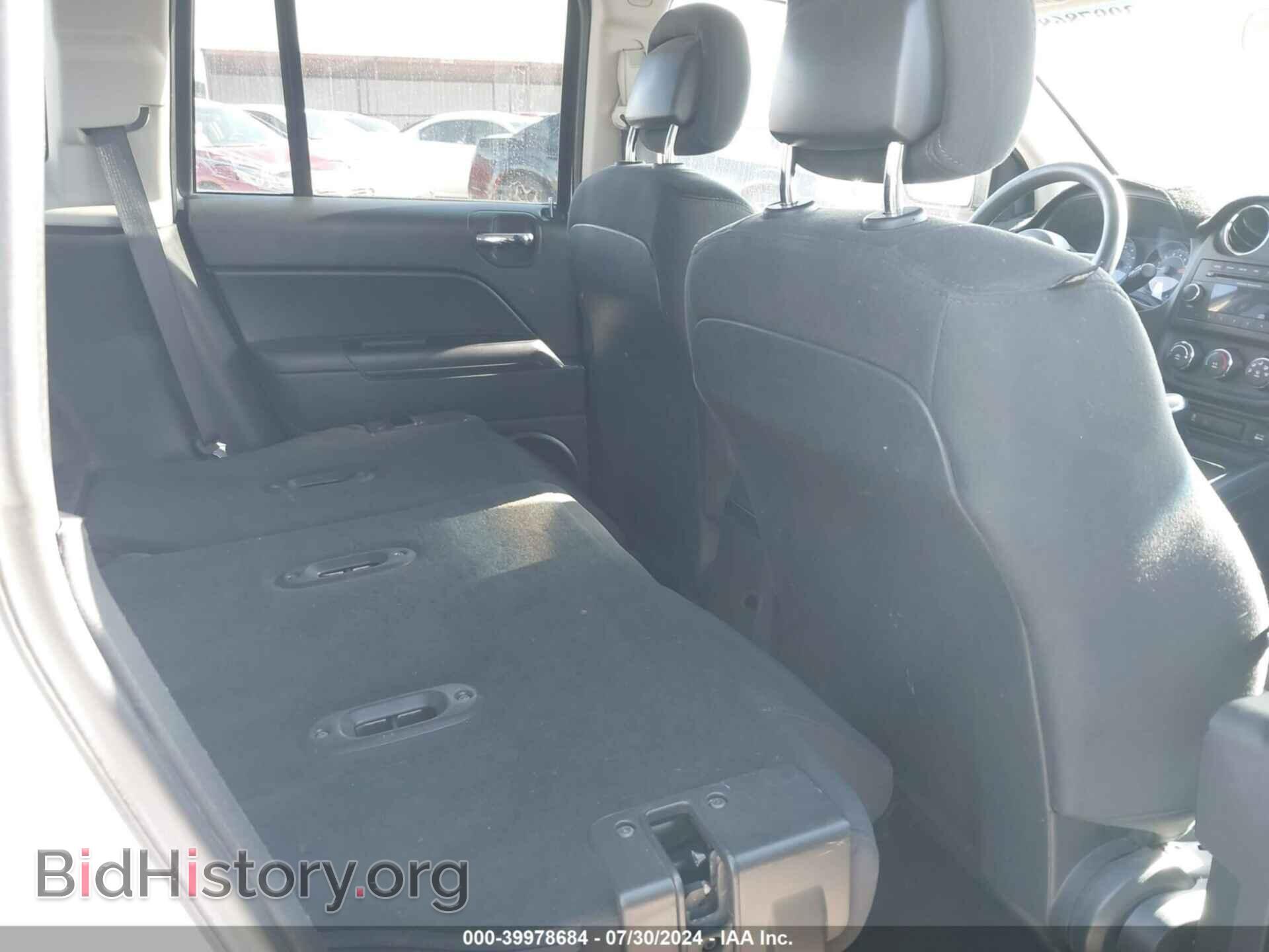 2014 JEEP COMPASS - VIN: 1C4NJCBA1ED743096 - Фото 8
