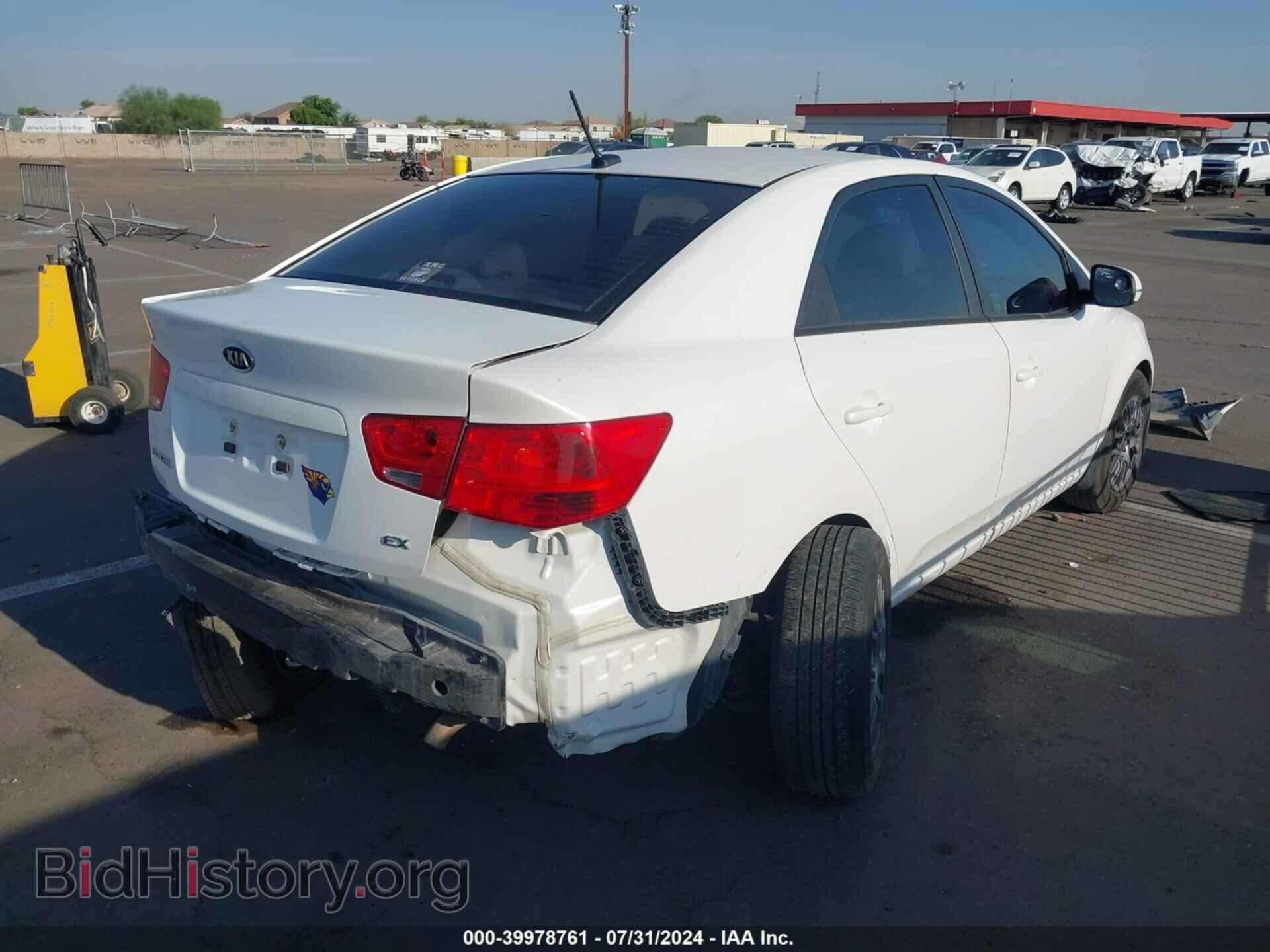 2012 KIA FORTE - VIN: KNAFU4A22C5574559 - Фото 4