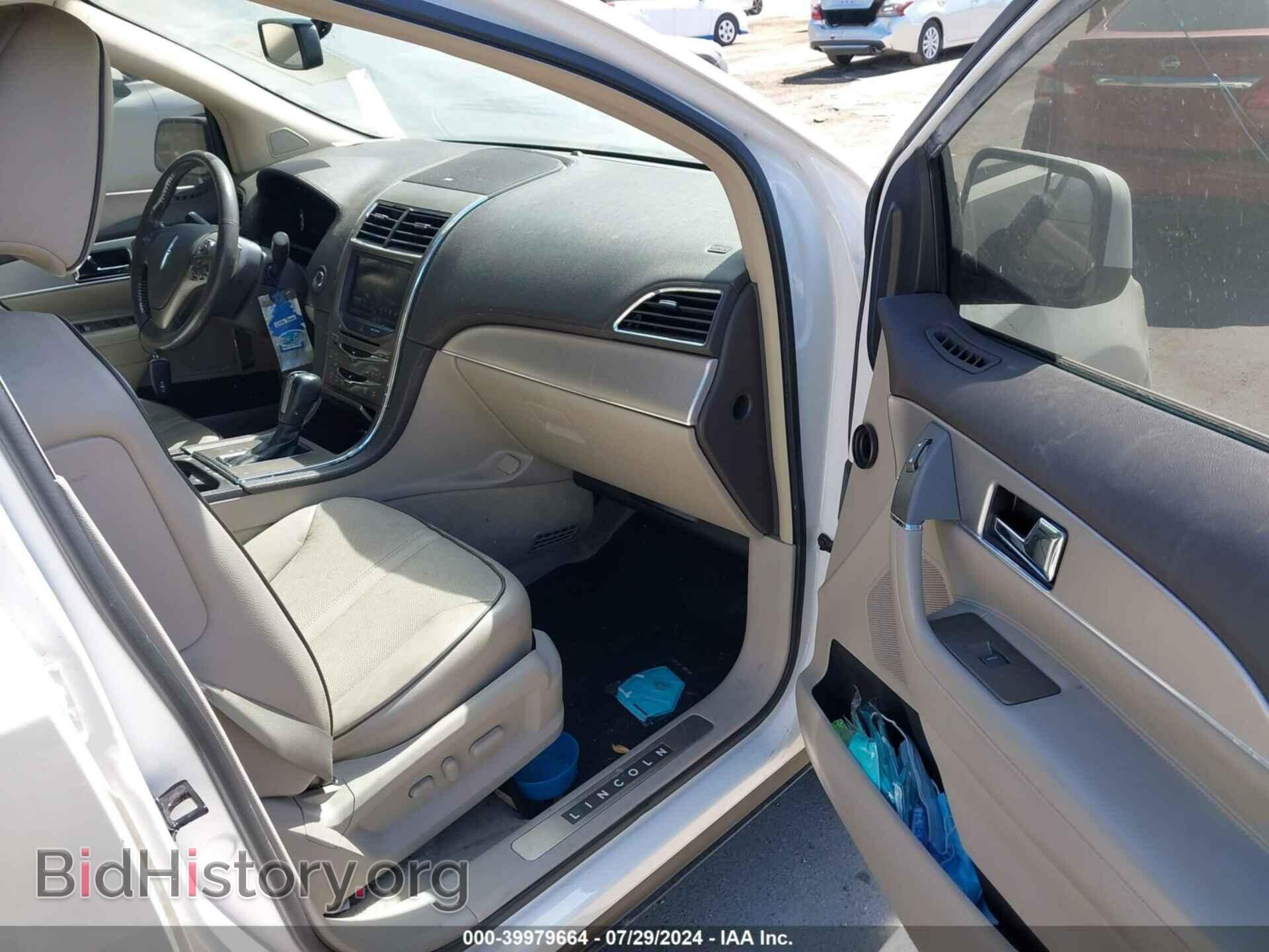 2011 LINCOLN MKX - VIN: 2LMDJ6JK7BBJ08893 - Photo 5