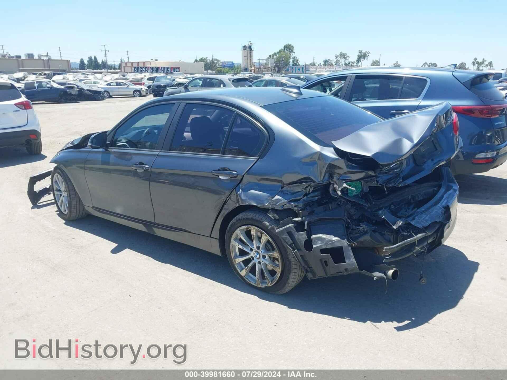 2016 BMW 320I - VIN: WBA8E5G53GNU21045 - Фото 3