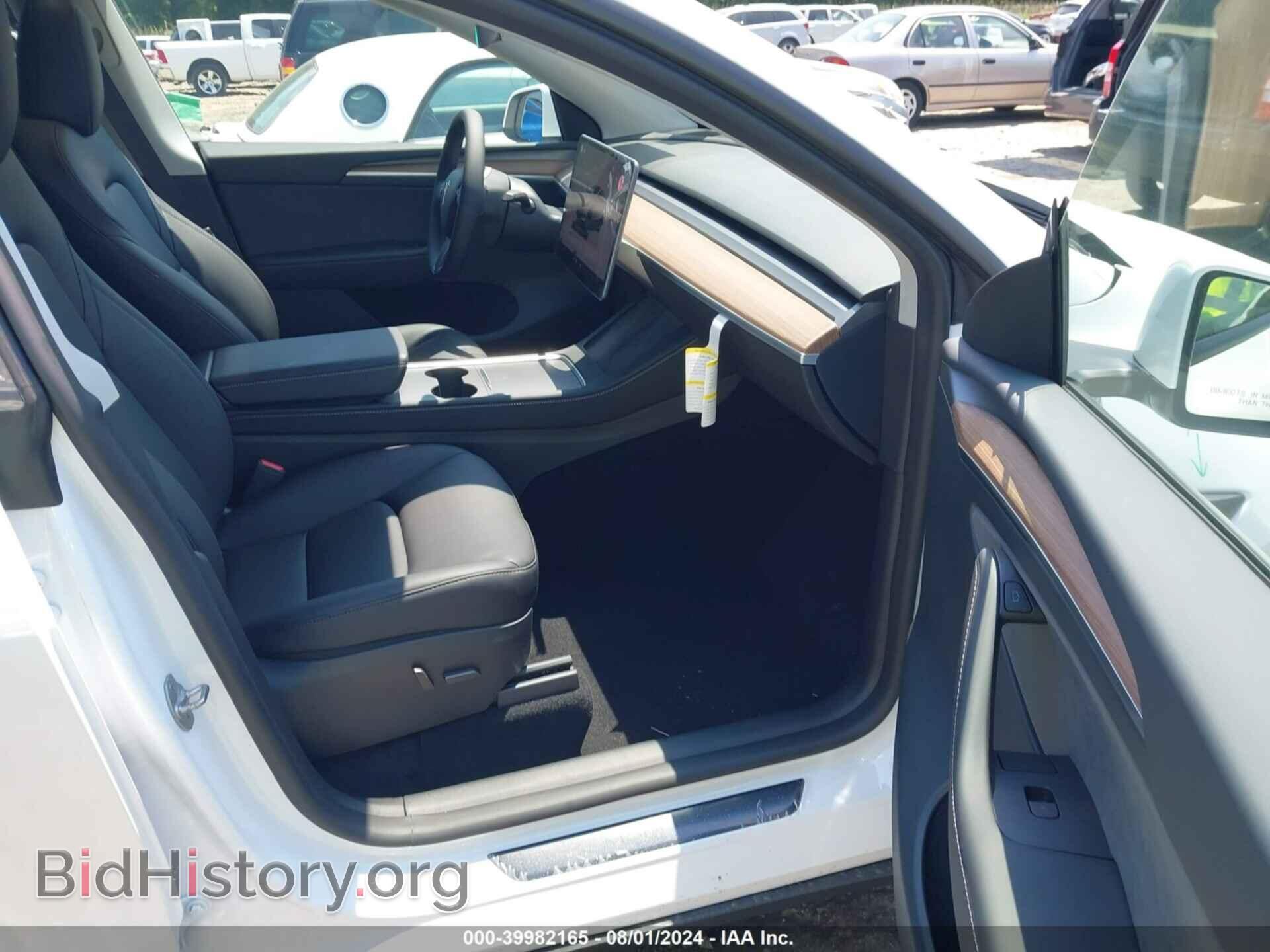 2024 TESLA MODEL Y - VIN: 7SAYGDEE0RF044317 - Фото 5