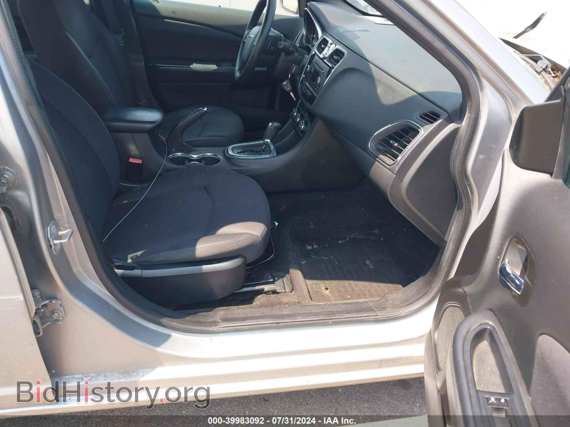 2014 CHRYSLER 200 - VIN: 1C3CCBAB1EN210041 - Фото 5