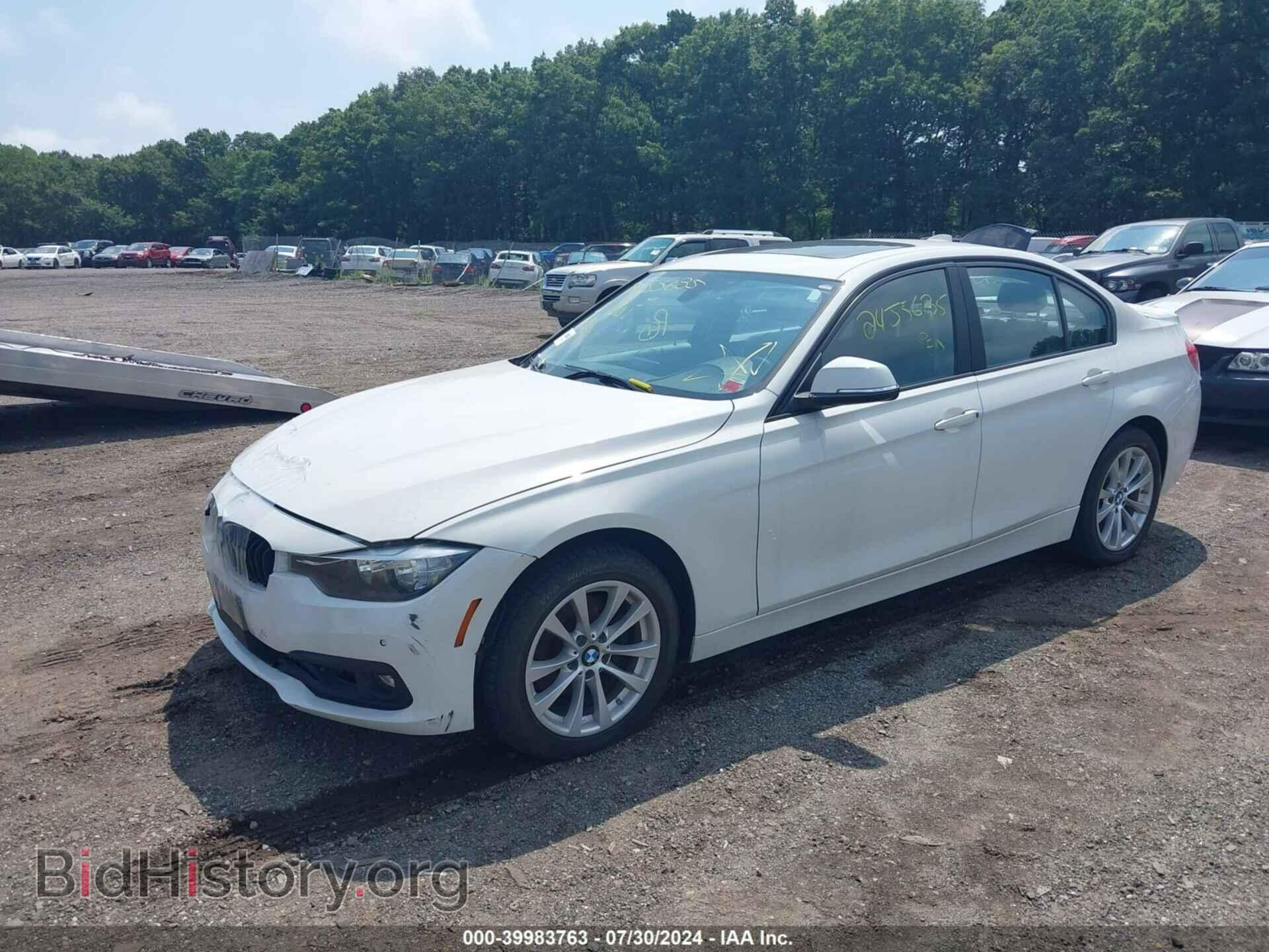2017 BMW 320I - VIN: WBA8E5G54HNU42181 - Фото 2