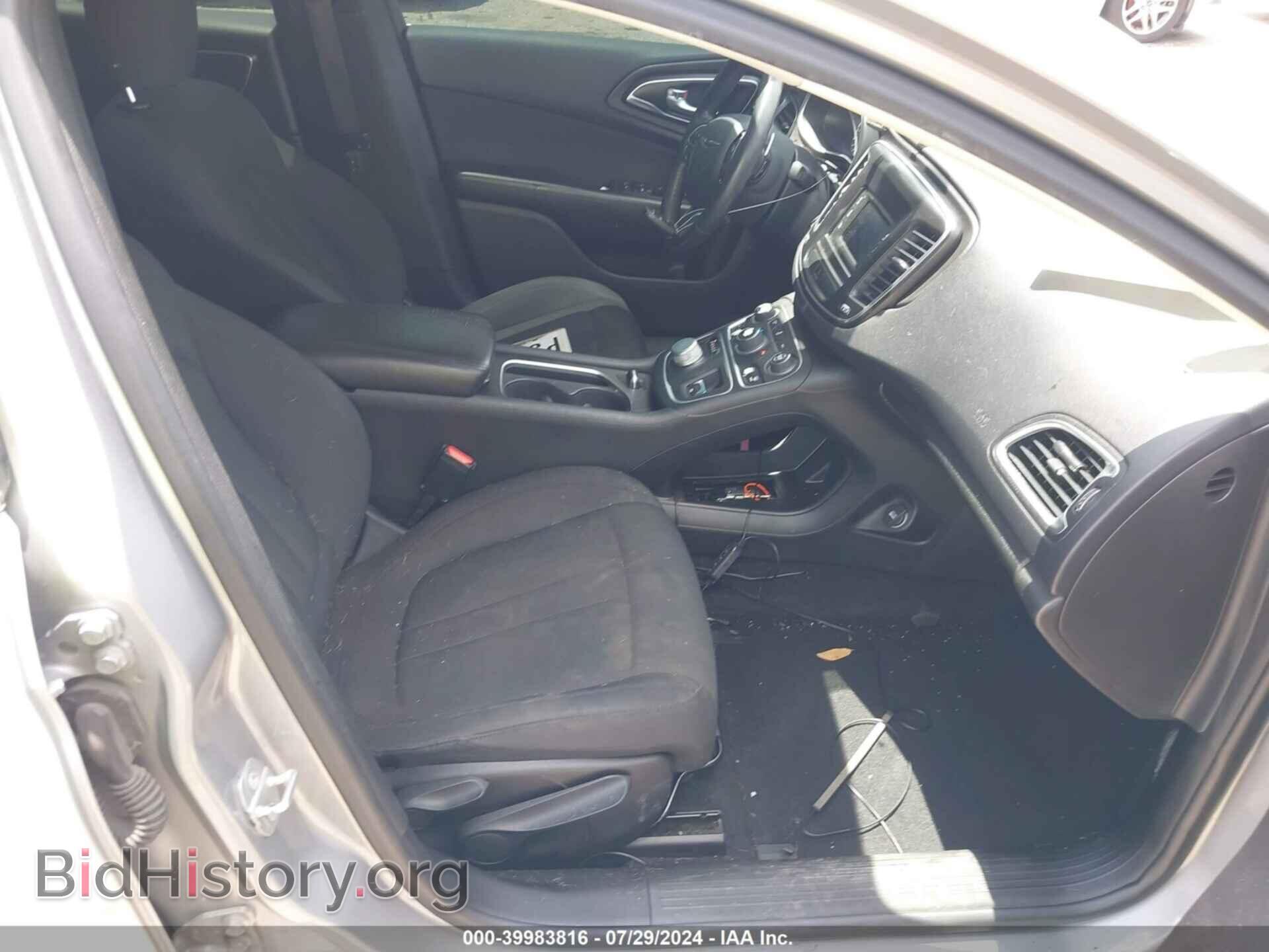 2016 CHRYSLER 200 - VIN: 1C3CCCAG7GN100924 - Фото 5