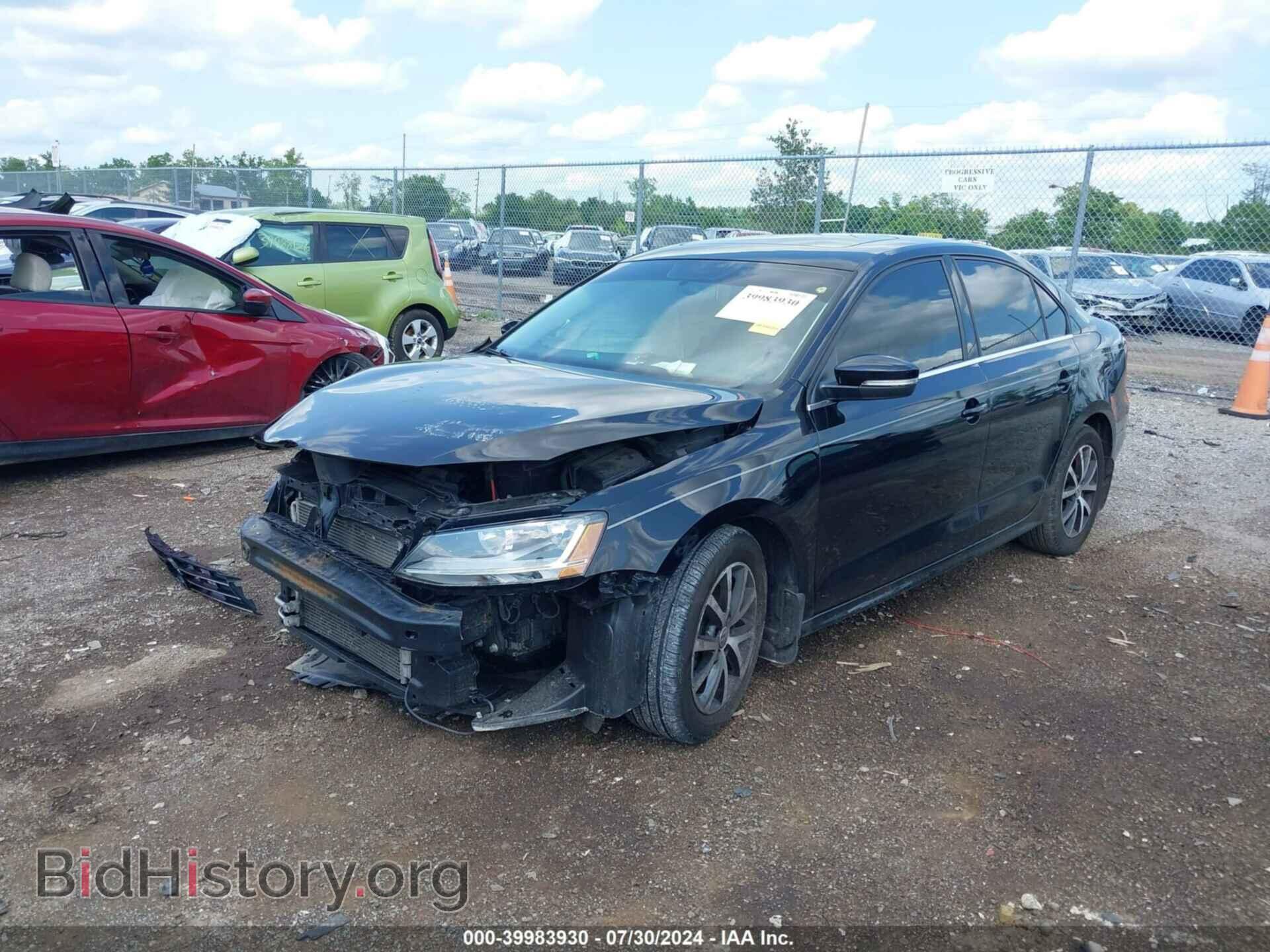 2017 VOLKSWAGEN JETTA - VIN: 3VWDB7AJ4HM309035 - Фото 2