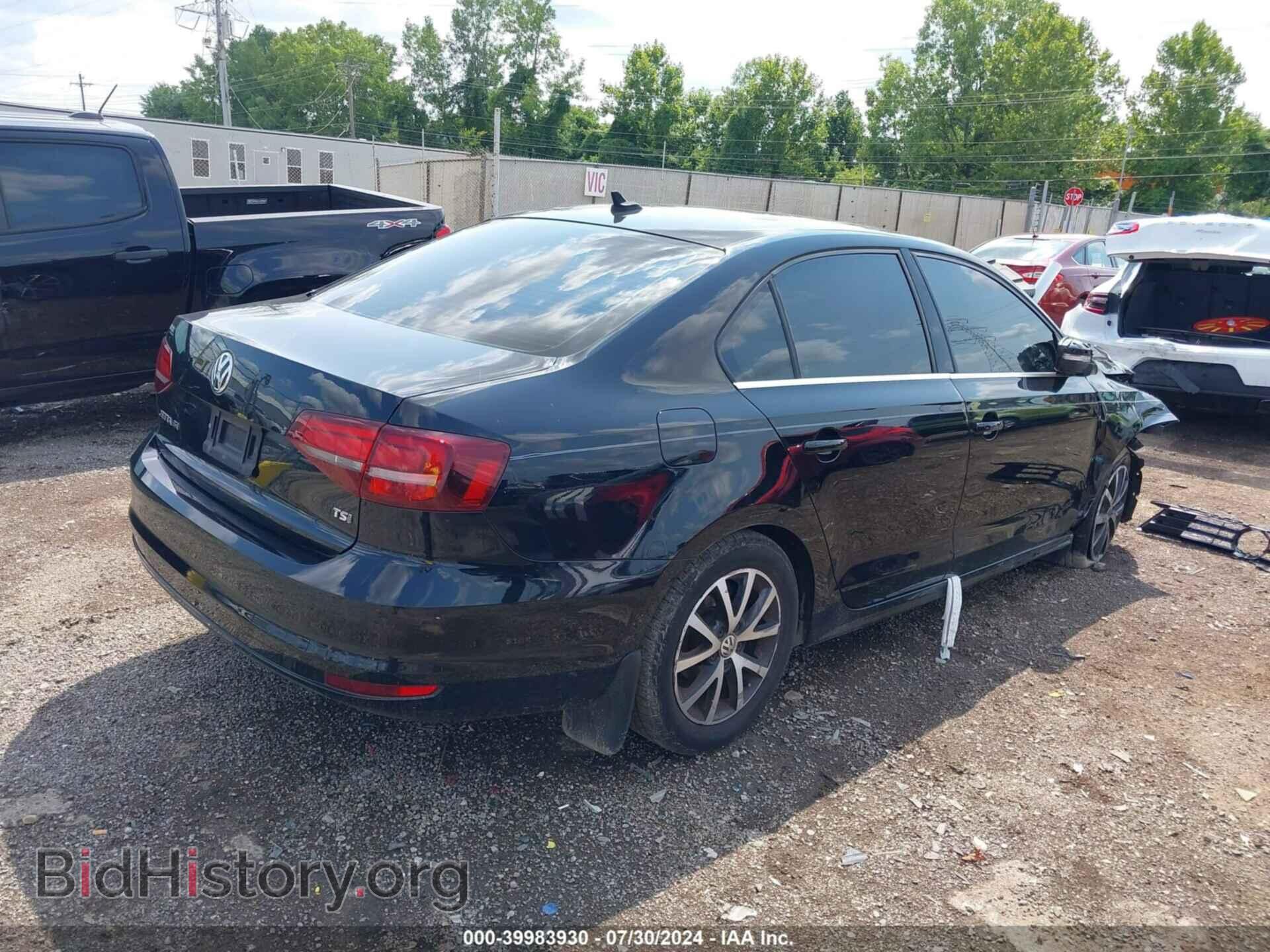 2017 VOLKSWAGEN JETTA - VIN: 3VWDB7AJ4HM309035 - Фото 4