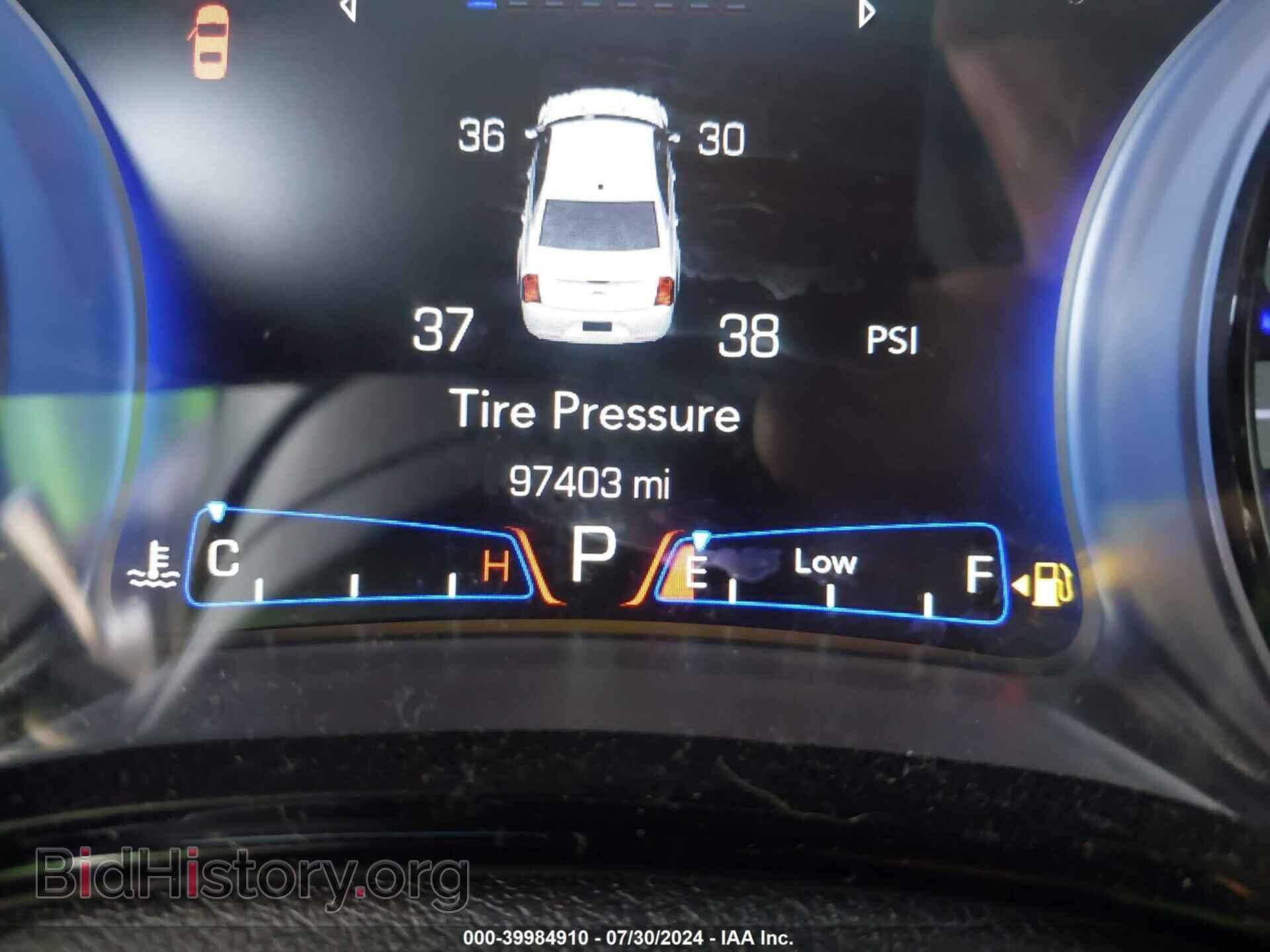 2015 CHRYSLER 300 - VIN: 2C3CCAGG2FH899451 - Фото 7