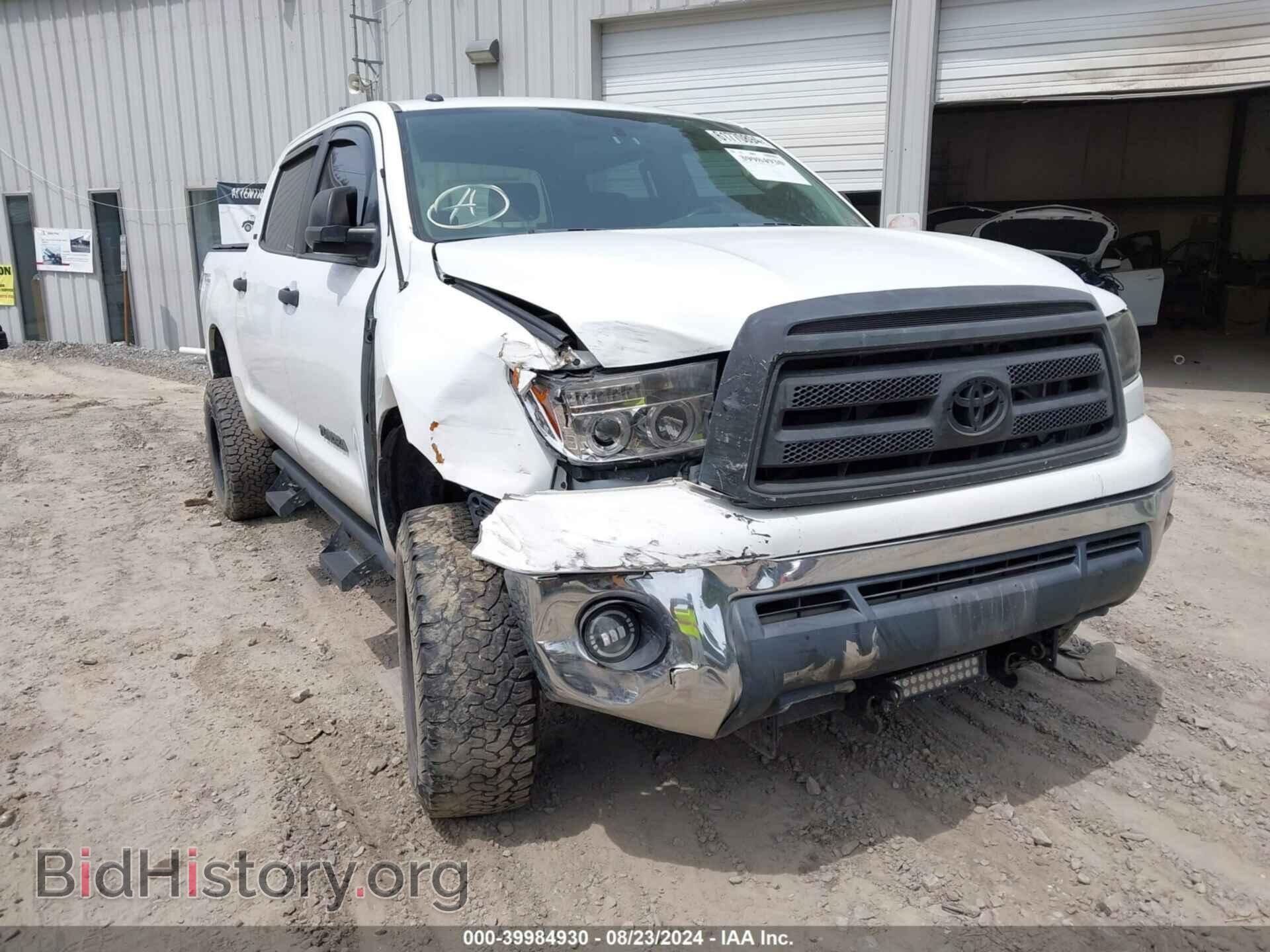 Фотография 5TFDW5F18BX175300 - TOYOTA TUNDRA 2011