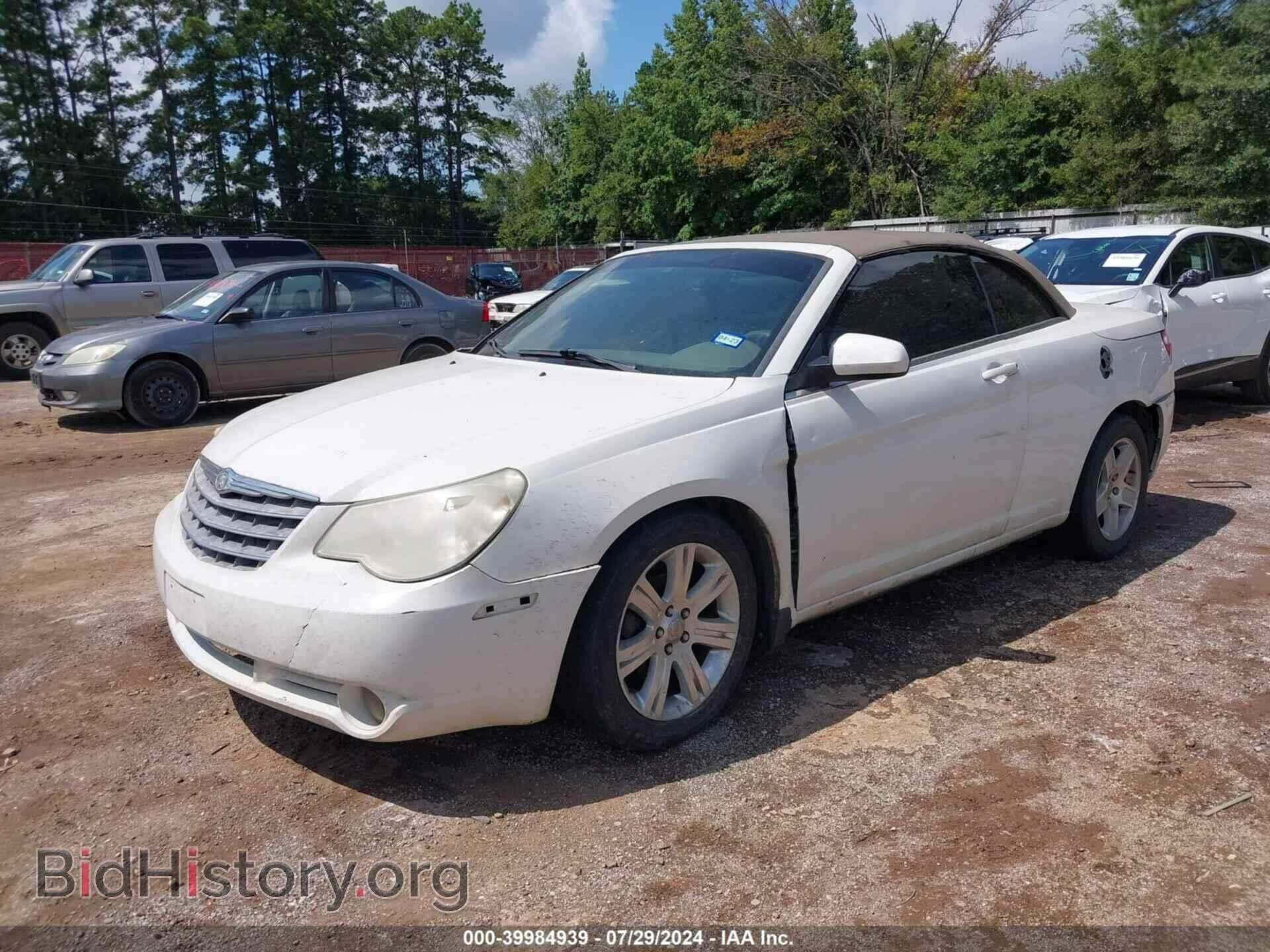 2010 CHRYSLER SEBRING - VIN: 1C3BC5EDXAN109230 - Фото 2