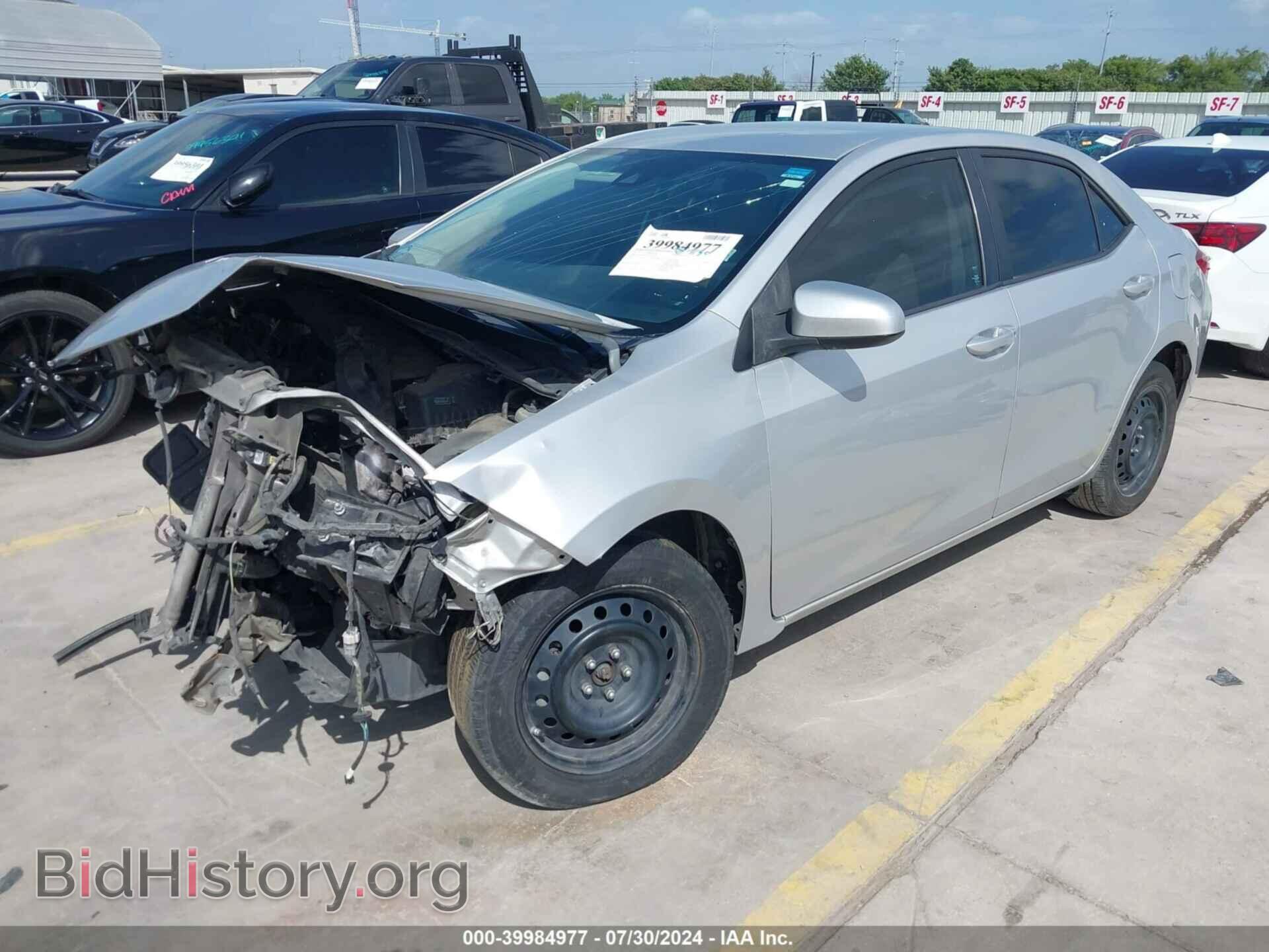 2017 TOYOTA COROLLA - VIN: 5YFBURHE3HP718113 - Фото 2