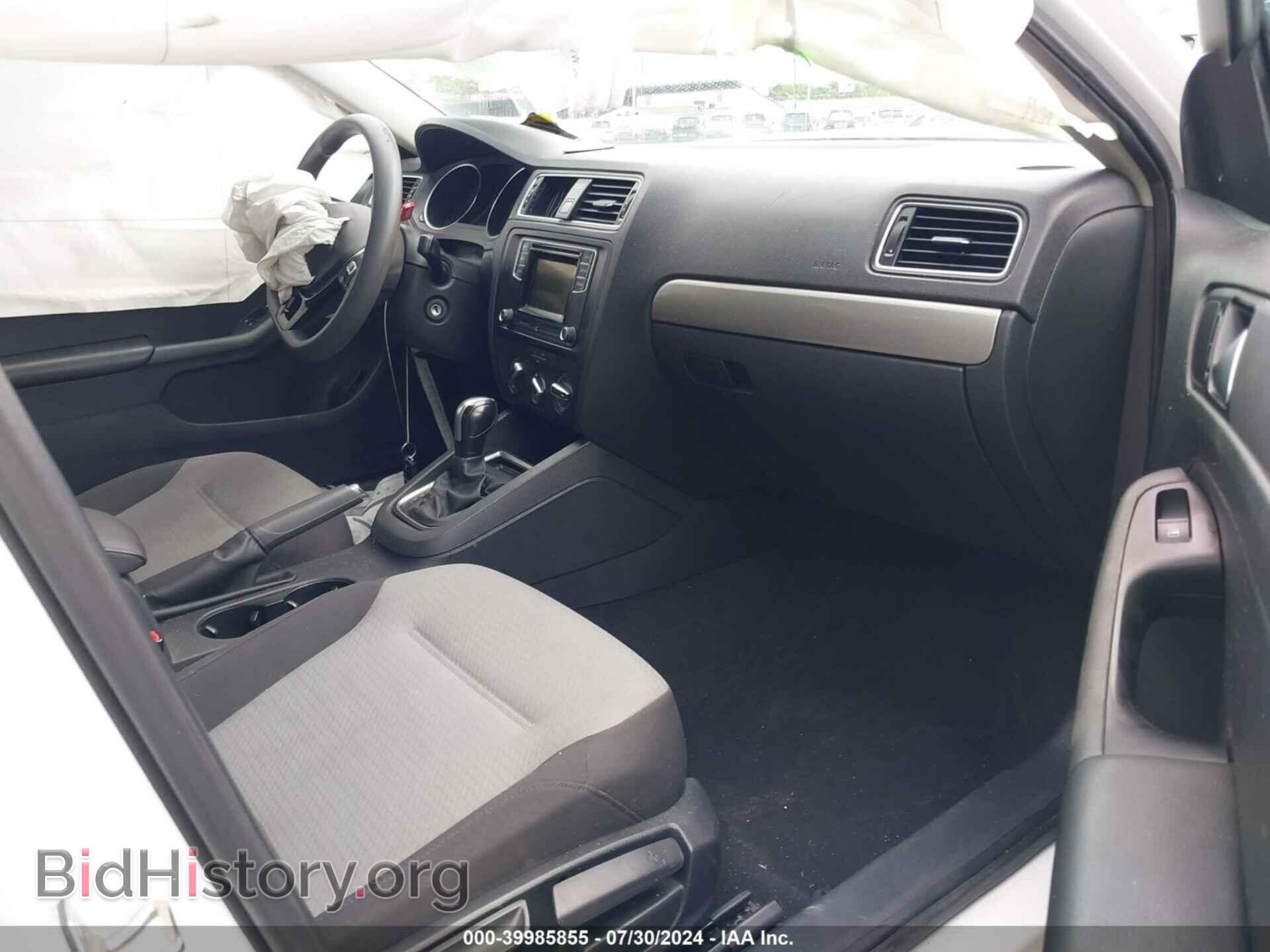 2017 VOLKSWAGEN JETTA - VIN: 3VW2B7AJ2HM306013 - Фото 5