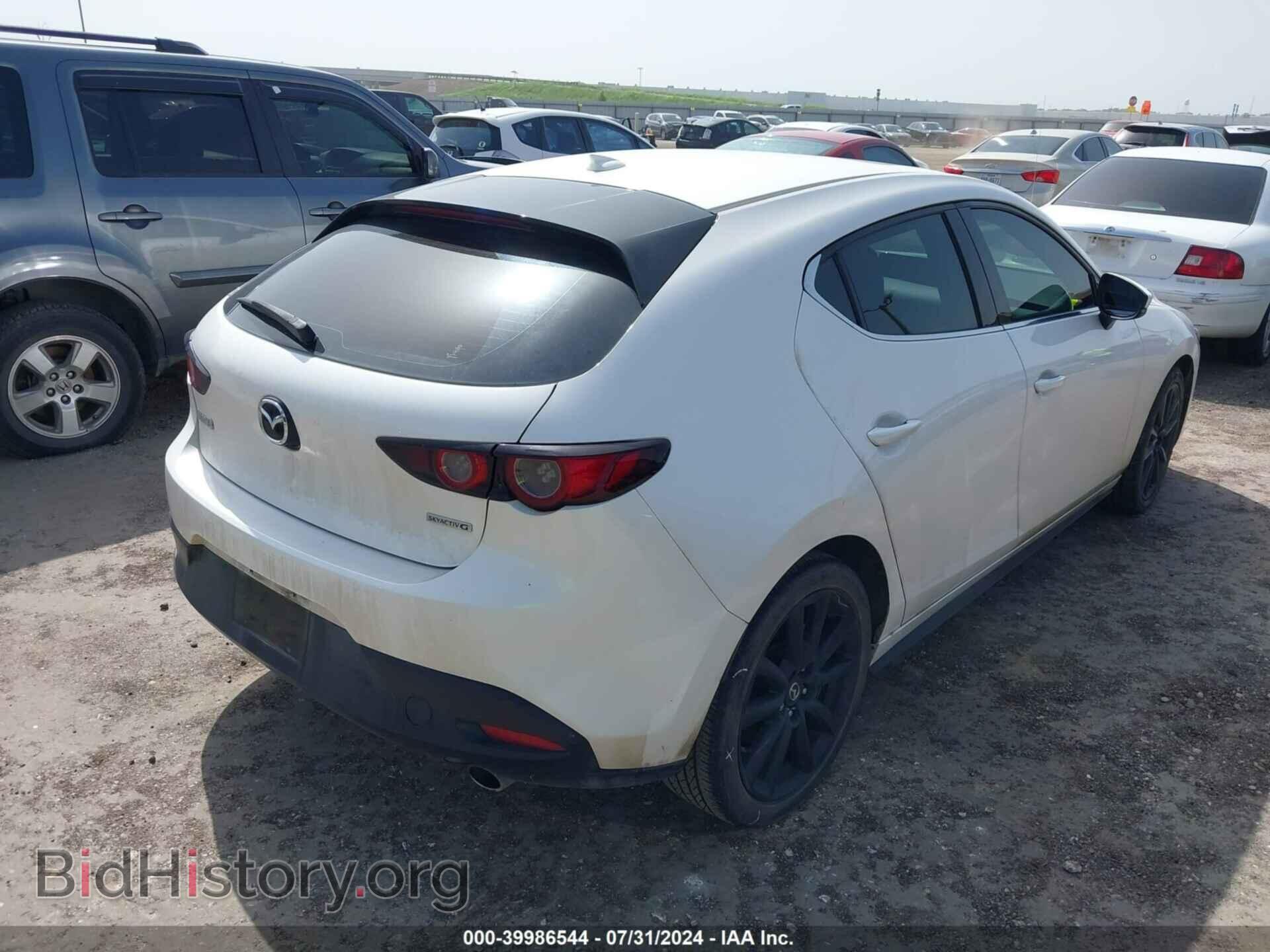 2021 MAZDA MAZDA3 - VIN: JM1BPAML2M1401063 - Фото 4