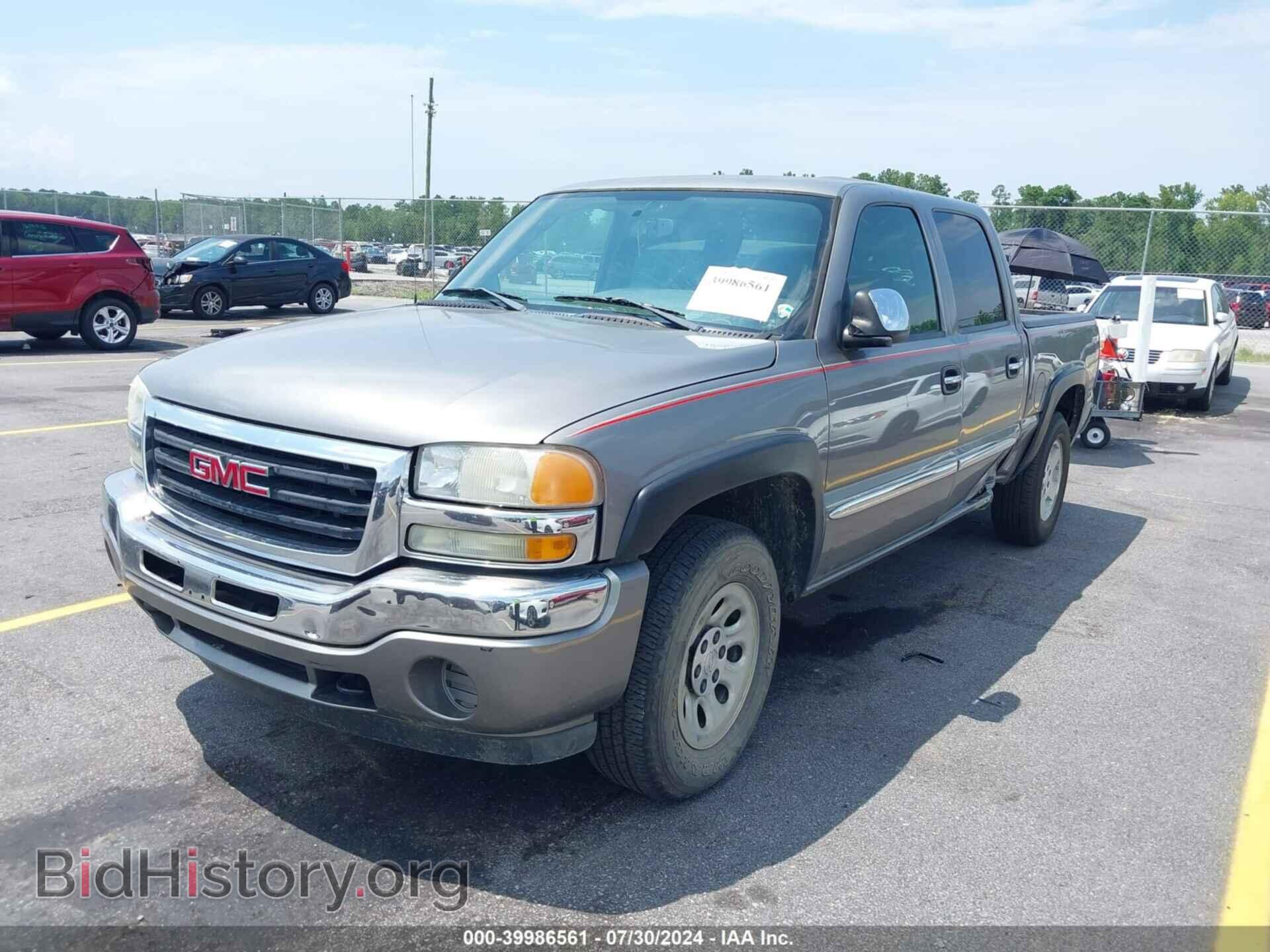 2006 GMC SIERRA 1500 - VIN: 2GTEK13V861277702 - Фото 2