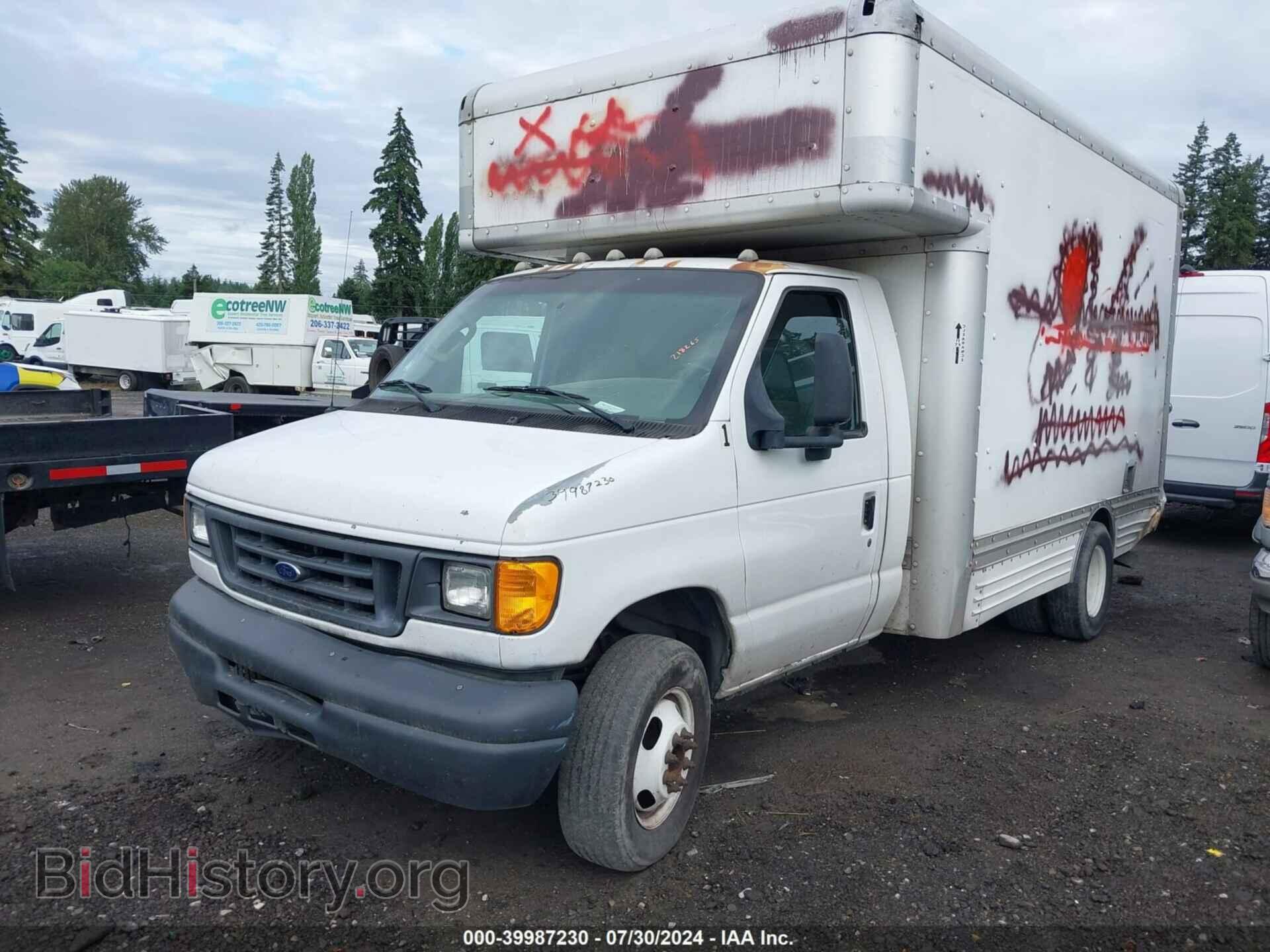 2006 FORD E-450 CUTAWAY - VIN: 1FDXE45S46DA65545 - Фото 2