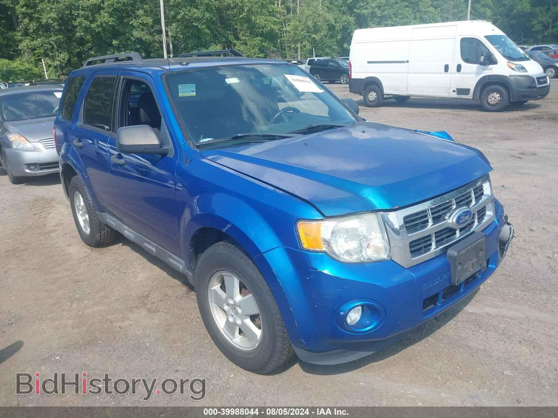 Фотография 1FMCU0D71BKC22042 - FORD ESCAPE 2011