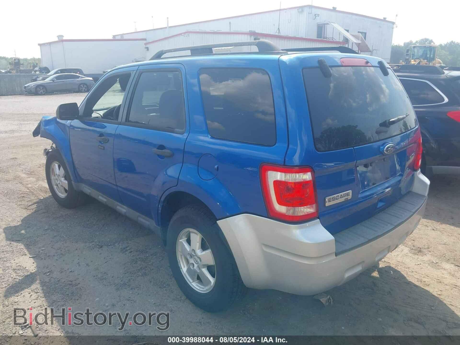2011 FORD ESCAPE - VIN: 1FMCU0D71BKC22042 - Фото 3