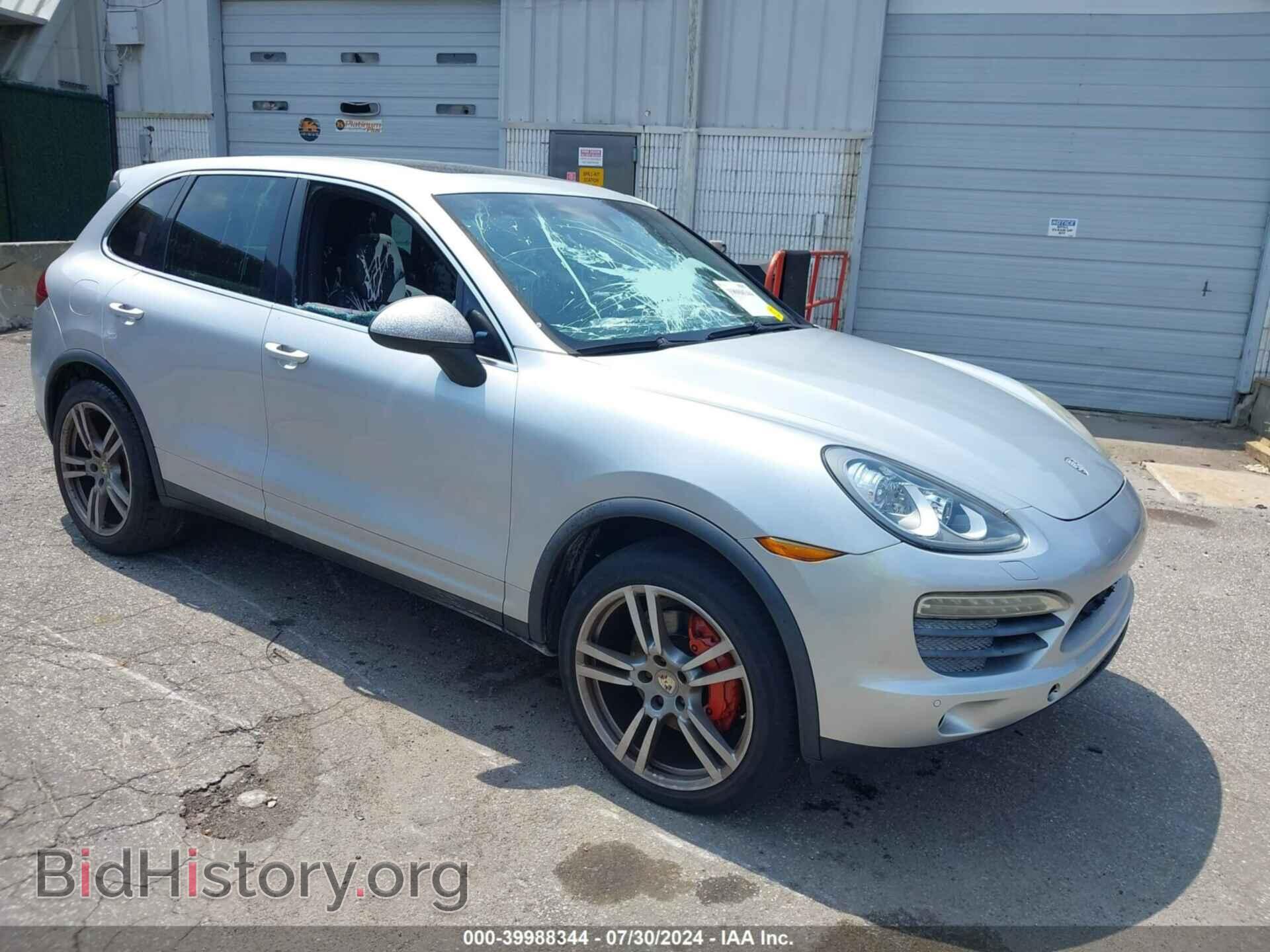 Photo WP1AB2A22BLA51784 - PORSCHE CAYENNE 2011