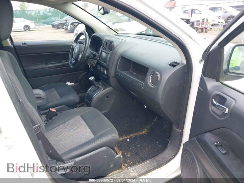 2012 Jeep COMPASS (VIN 1C4NJDEB3CD621749) — photo 5 of 11