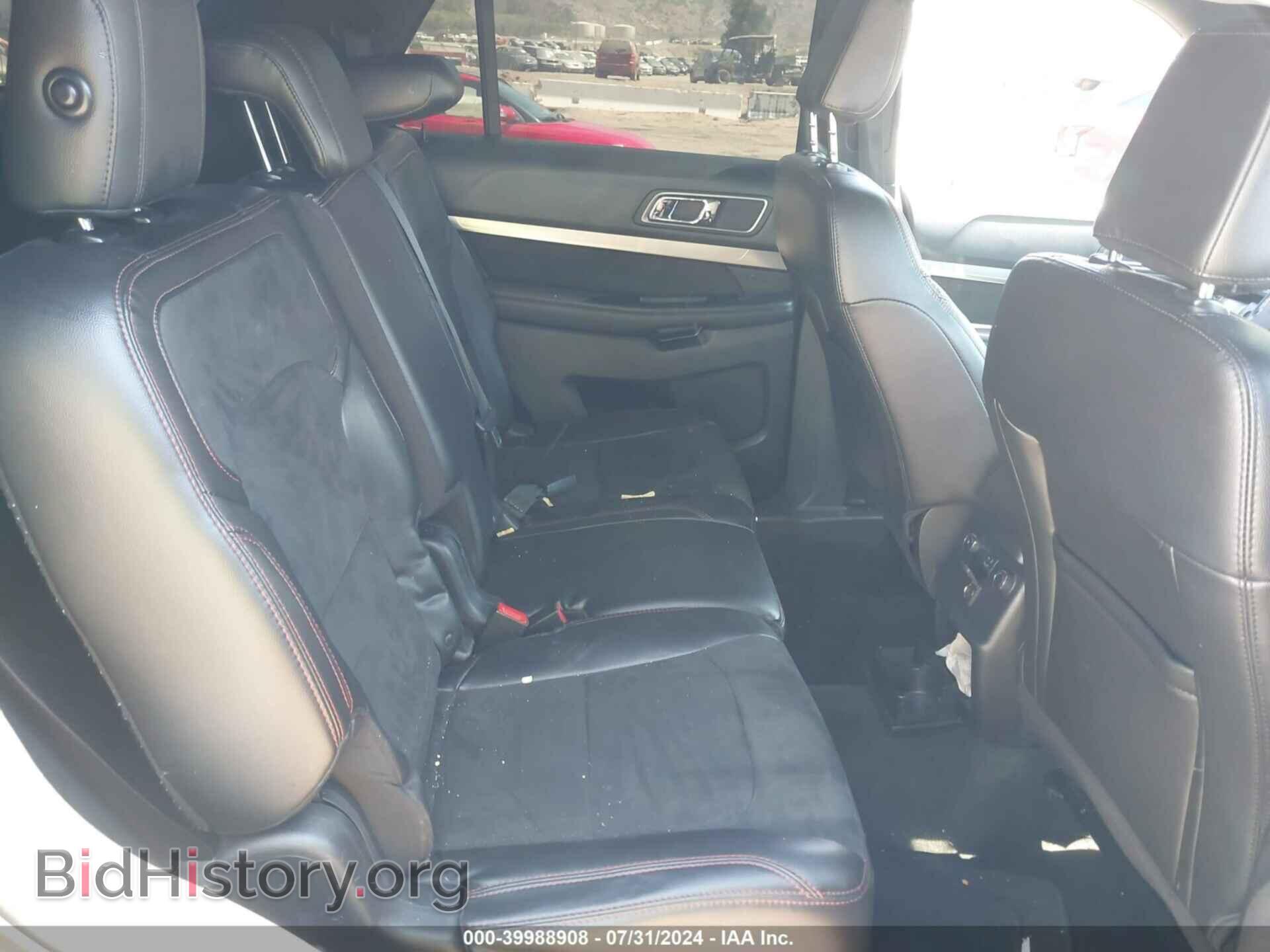 2018 FORD EXPLORER - VIN: 1FM5K7D8XJGB09496 - Фото 8