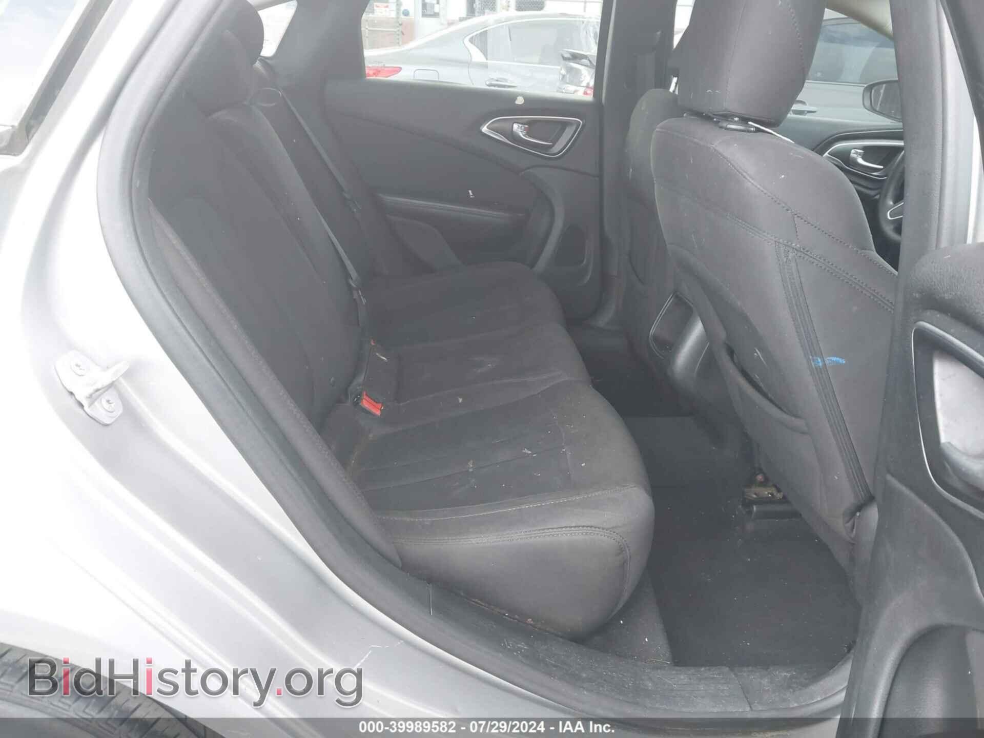 2015 CHRYSLER 200 - VIN: 1C3CCCAB3FN550511 - Фото 8