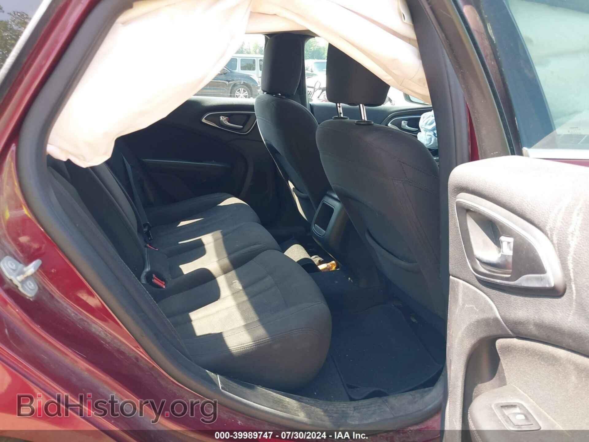 2015 CHRYSLER 200 - VIN: 1C3CCCAB5FN590587 - Фото 8