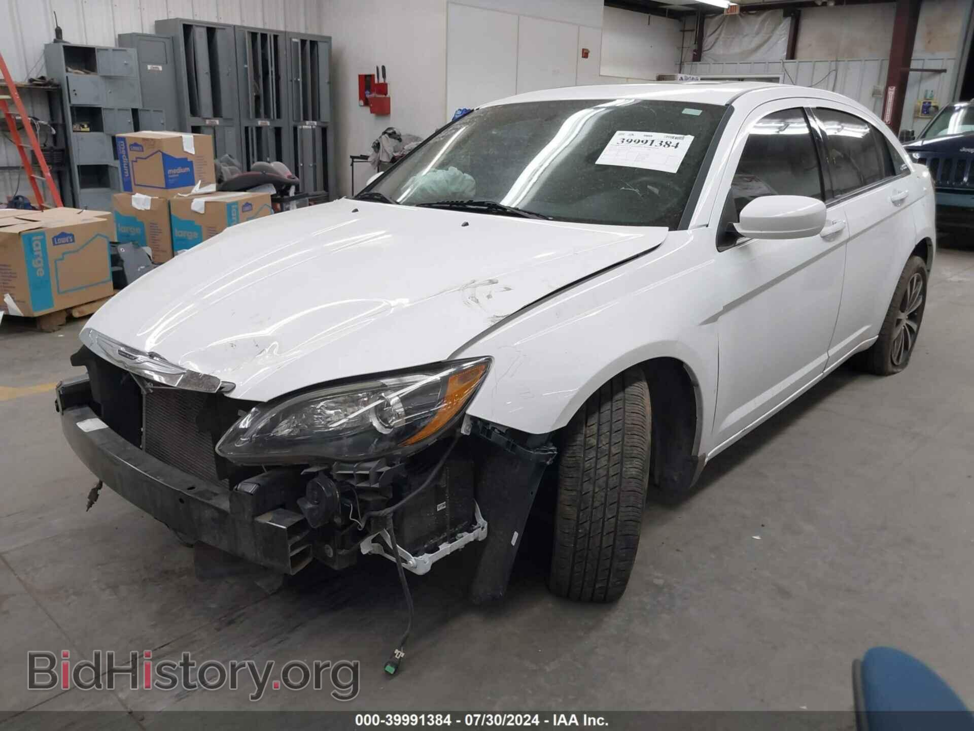 2013 CHRYSLER 200 - VIN: 1C3CCBCG8DN696421 - Photo 2