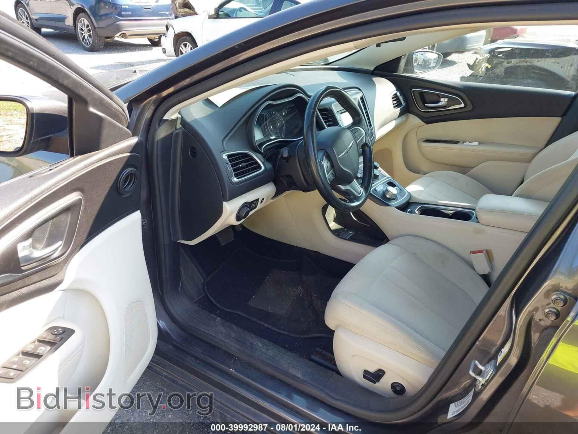 2015 CHRYSLER 200 - VIN: 1C3CCCAB0FN675899 - Фото 5
