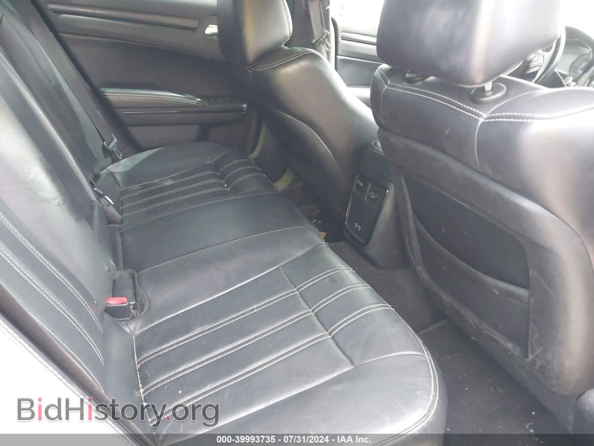2015 CHRYSLER 300 - VIN: 2C3CCABTXFH736096 - Фото 8