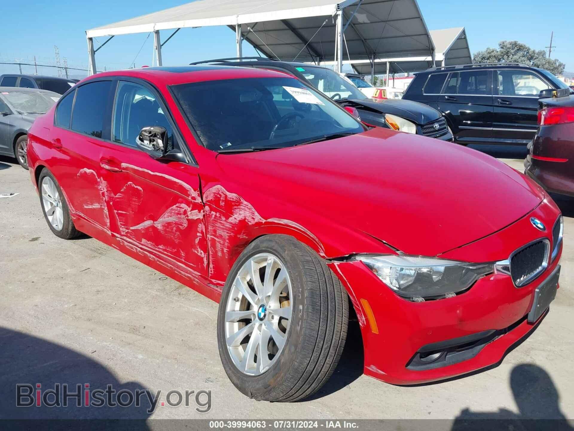 Photo WBA8E1G53GNT37168 - BMW 320I 2016