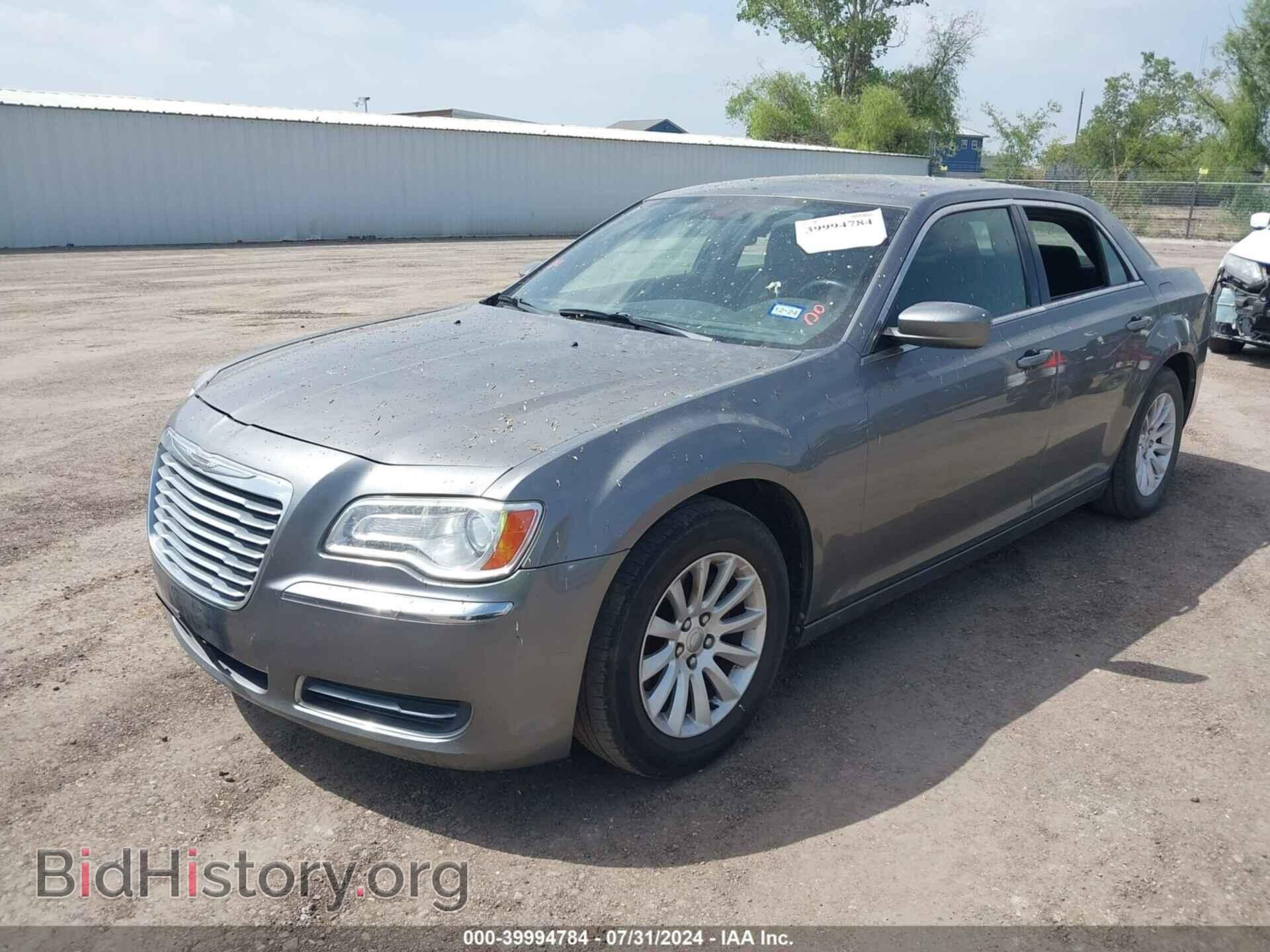 2012 CHRYSLER 300 - VIN: 2C3CCAAGXCH105266 - Photo 2