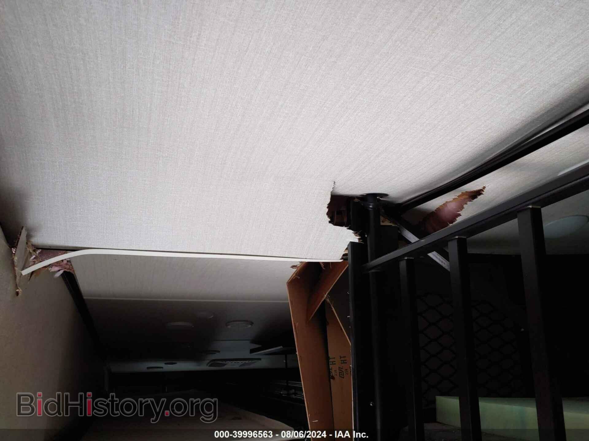 2019 GRAND DESIGN REFLECTION - VIN: 573FR422XK3324492 - Фото 13