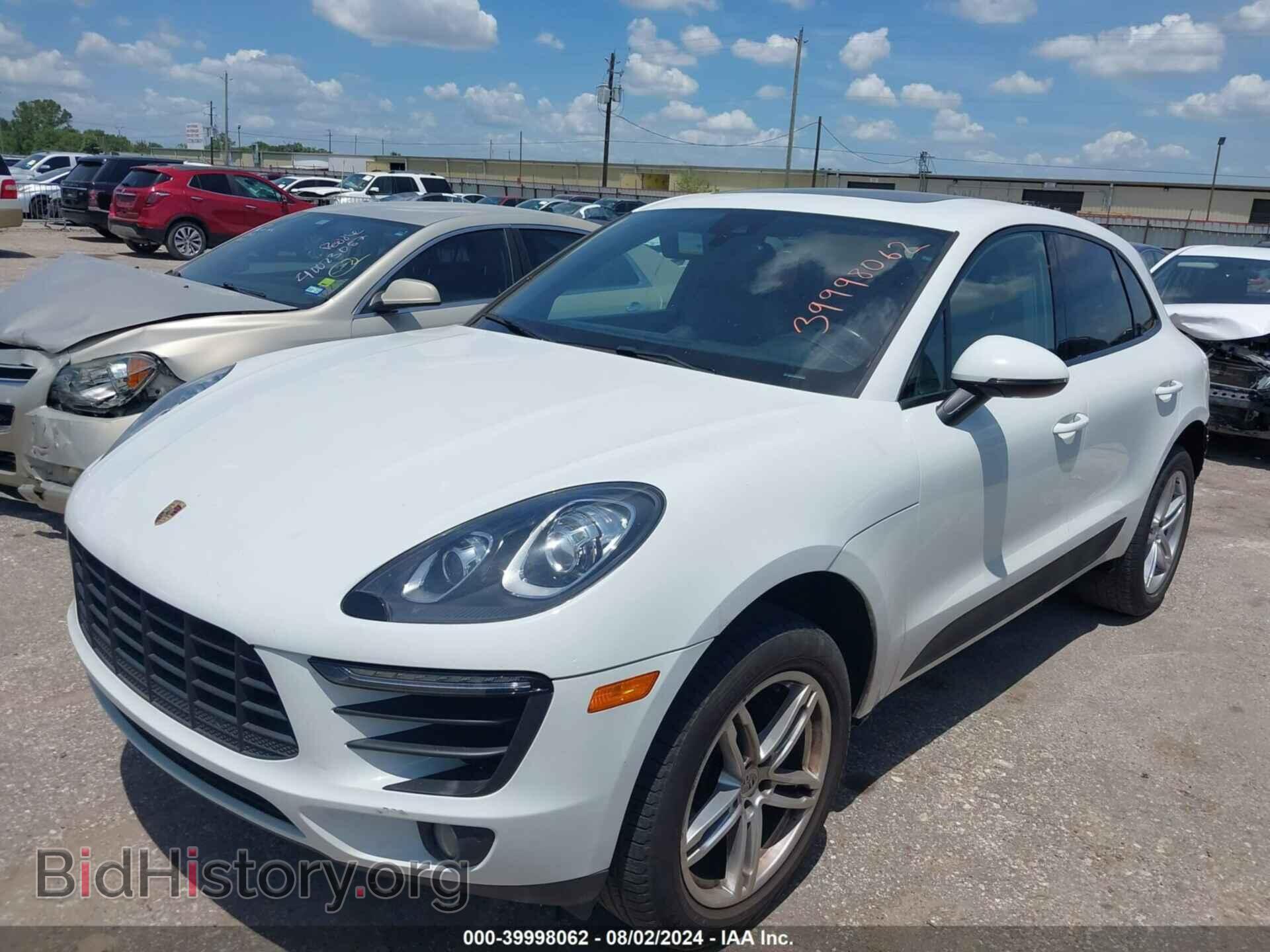 2018 PORSCHE MACAN - VIN: WP1AA2A53JLB15651 - Photo 2