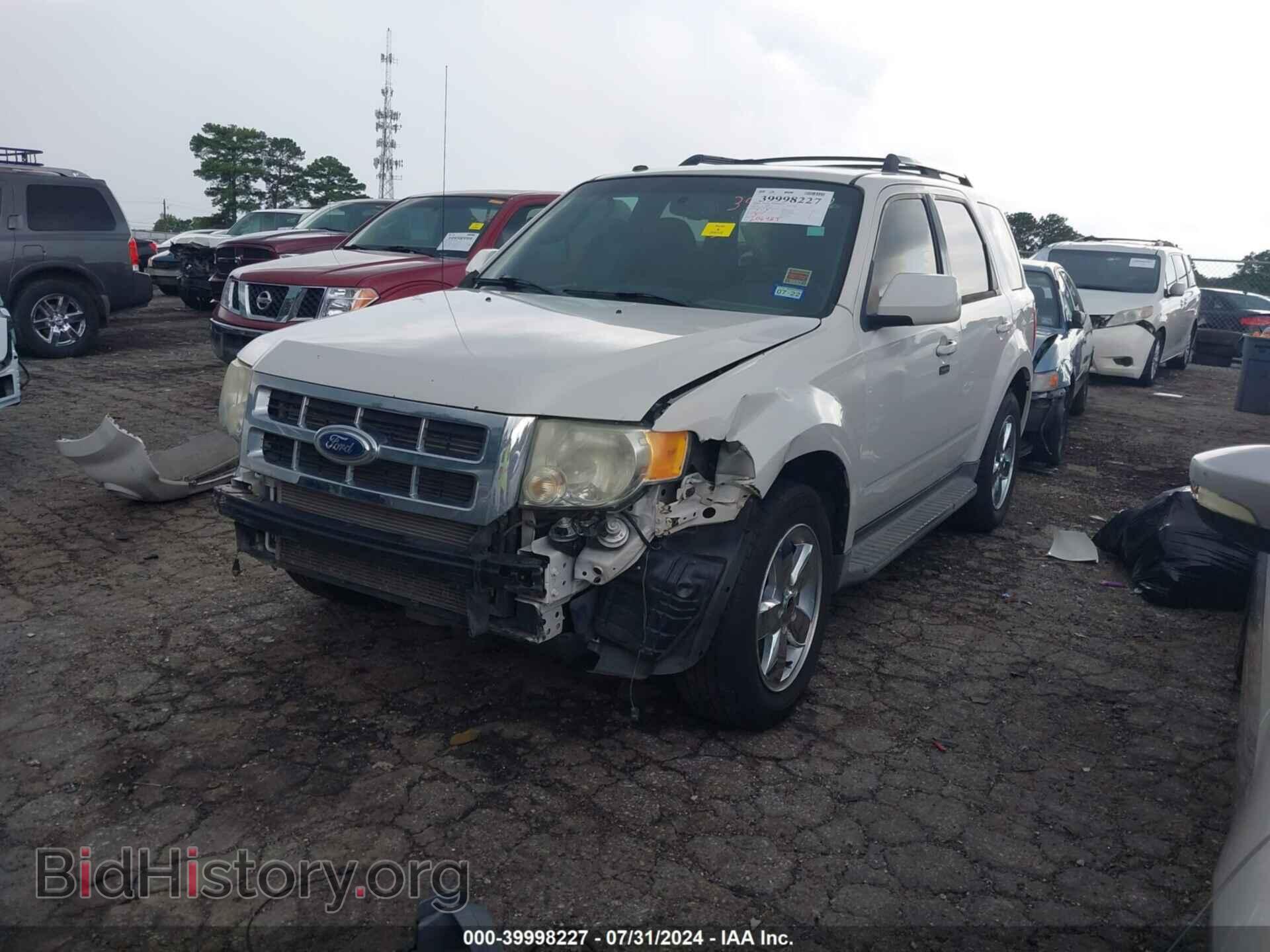 2011 FORD ESCAPE - VIN: 1FMCU0E70BKC62627 - Фото 2