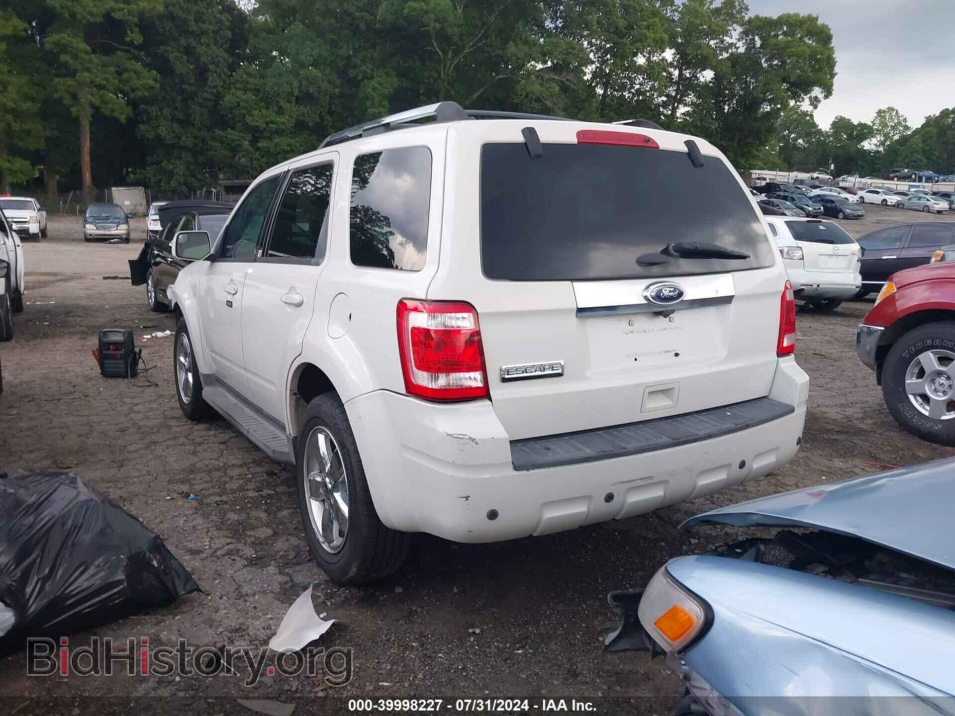 2011 FORD ESCAPE - VIN: 1FMCU0E70BKC62627 - Фото 3