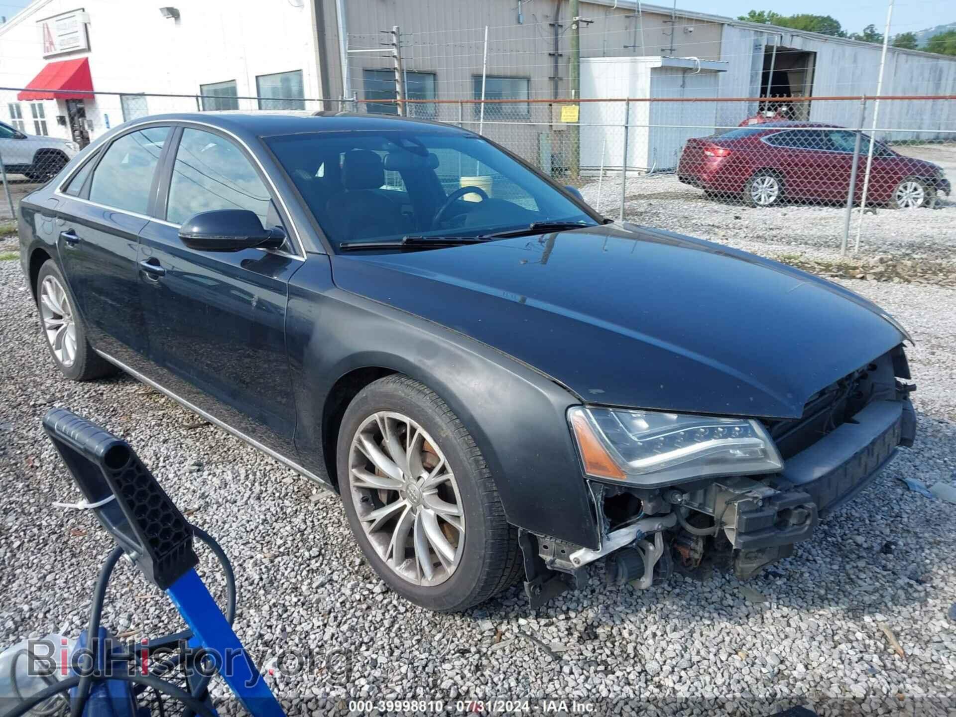 Photo WAUAVAFD8BN024975 - AUDI A8 2011
