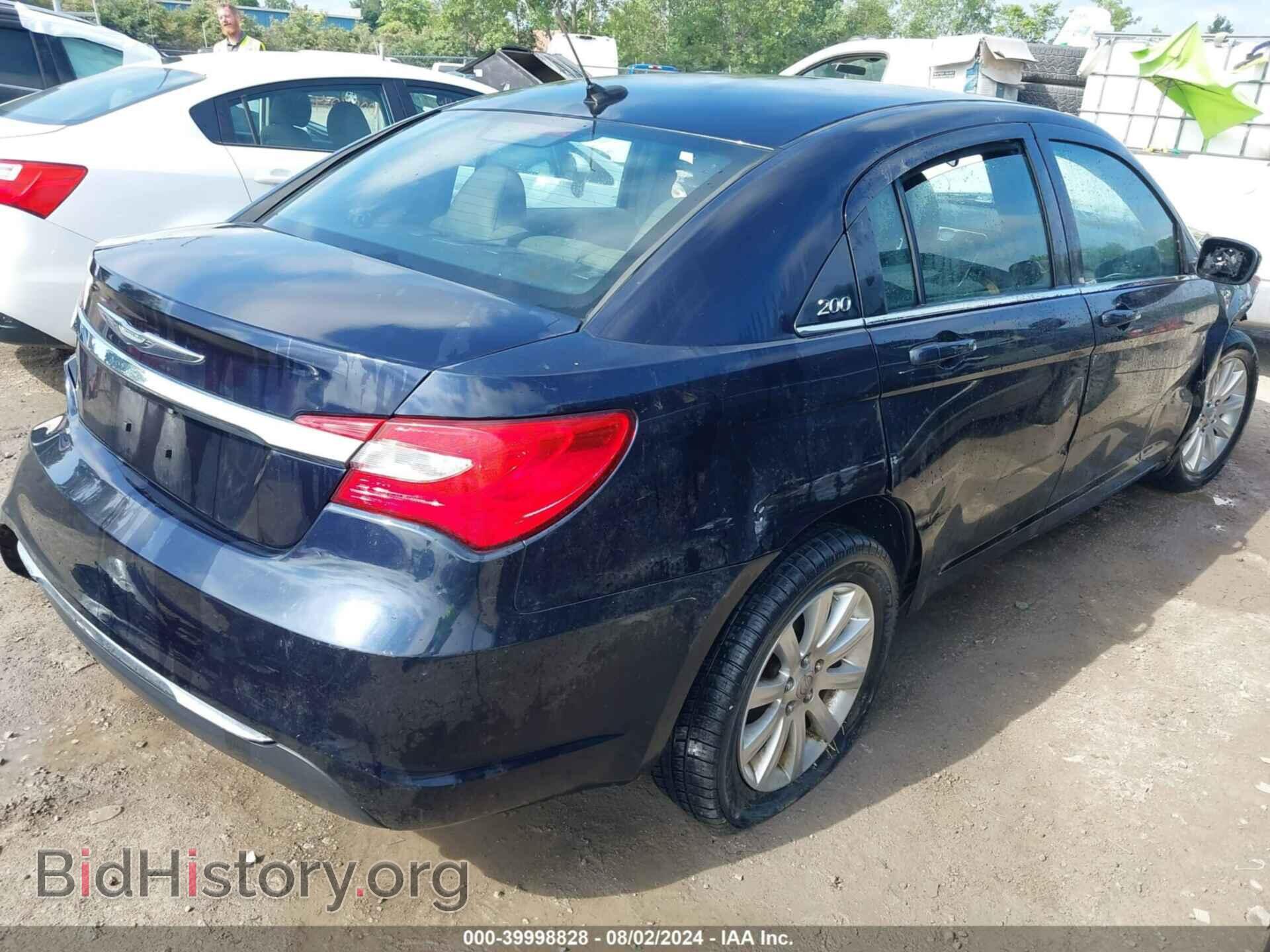 2011 CHRYSLER 200 - VIN: 1C3BC1FB0BN600414 - Фото 4