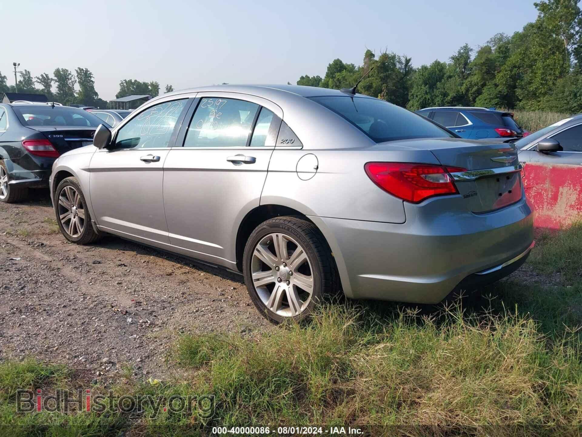 2013 CHRYSLER 200 - VIN: 1C3CCBBB1DN512779 - Фото 3