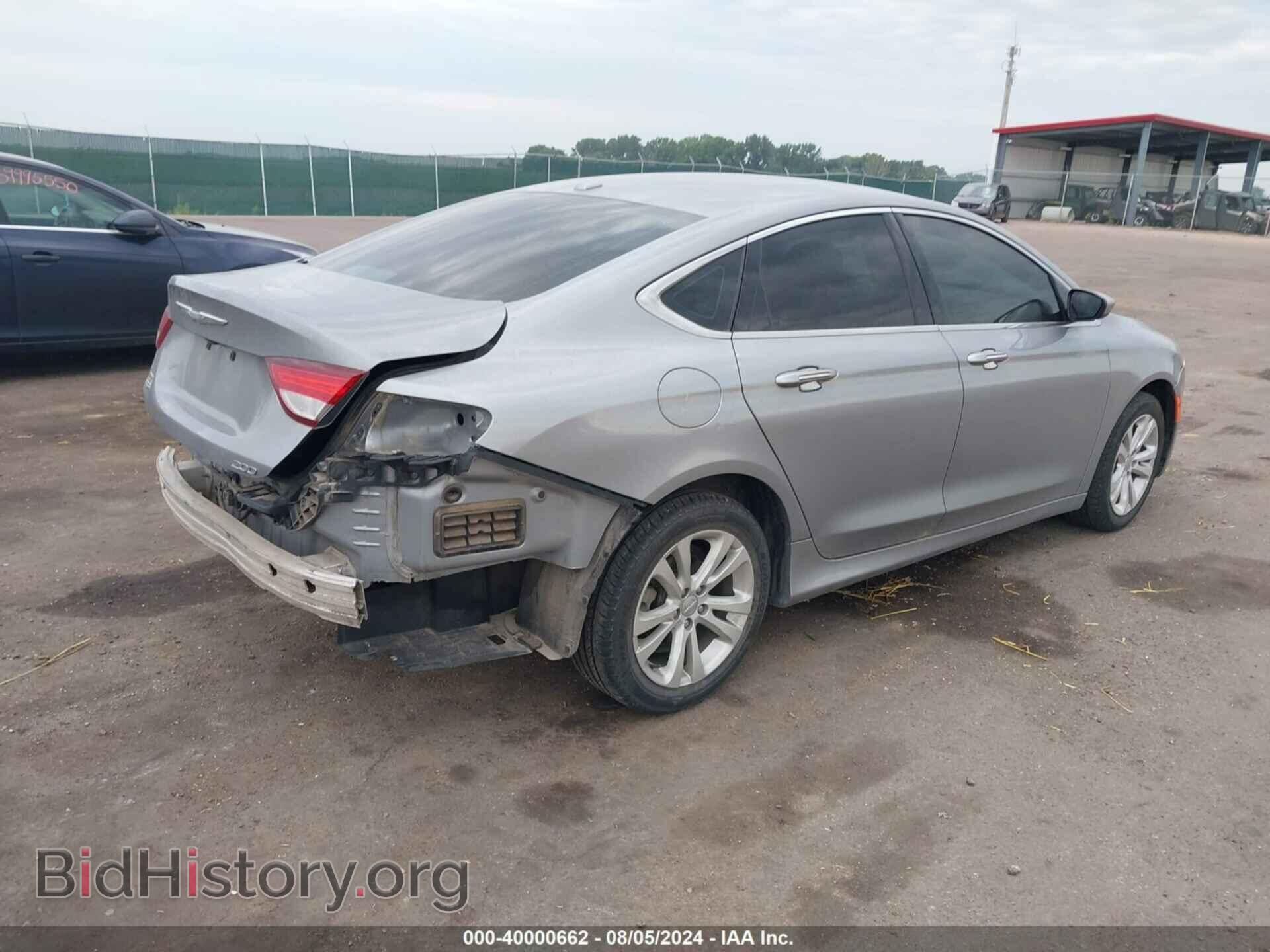 2015 CHRYSLER 200 - VIN: 1C3CCCAB7FN542475 - Photo 4