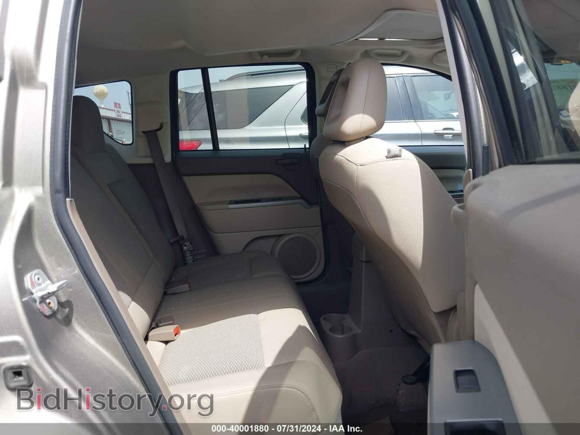 2007 JEEP COMPASS - VIN: 1J8FF47W47D396195 - Фото 8