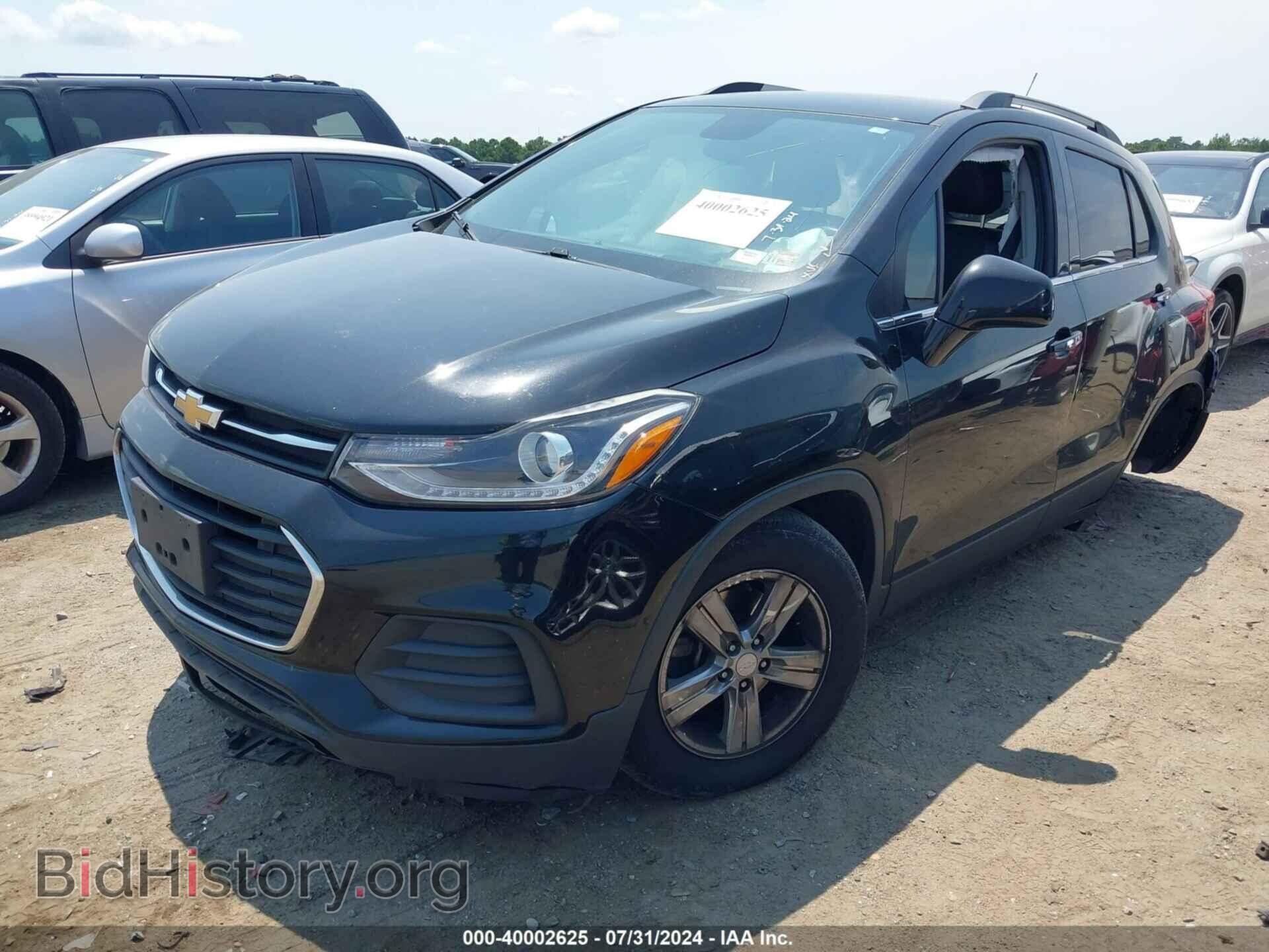 2017 CHEVROLET TRAX - VIN: 3GNCJLSB5HL282829 - Фото 2