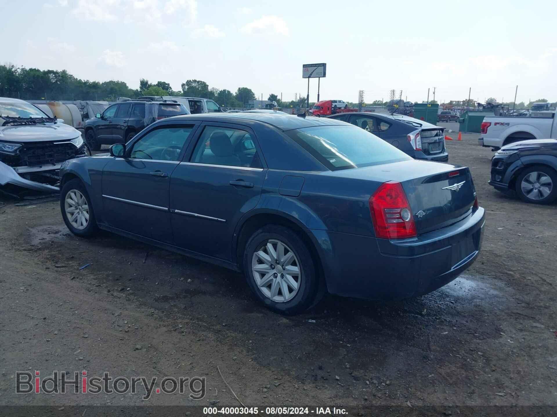 2008 CHRYSLER 300 - VIN: 2C3KA43R28H155507 - Фото 3