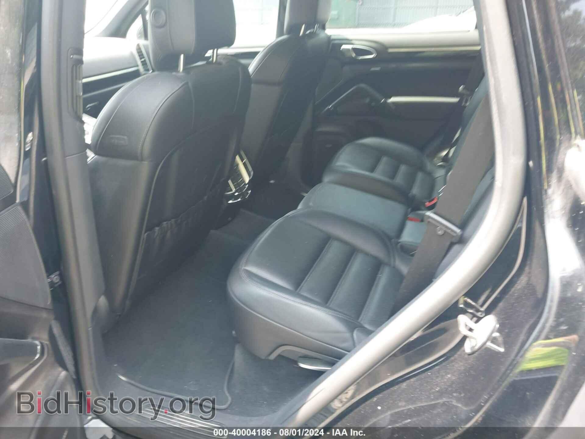 2017 PORSCHE CAYENNE - VIN: WP1AB2A20HLA52845 - Фото 8