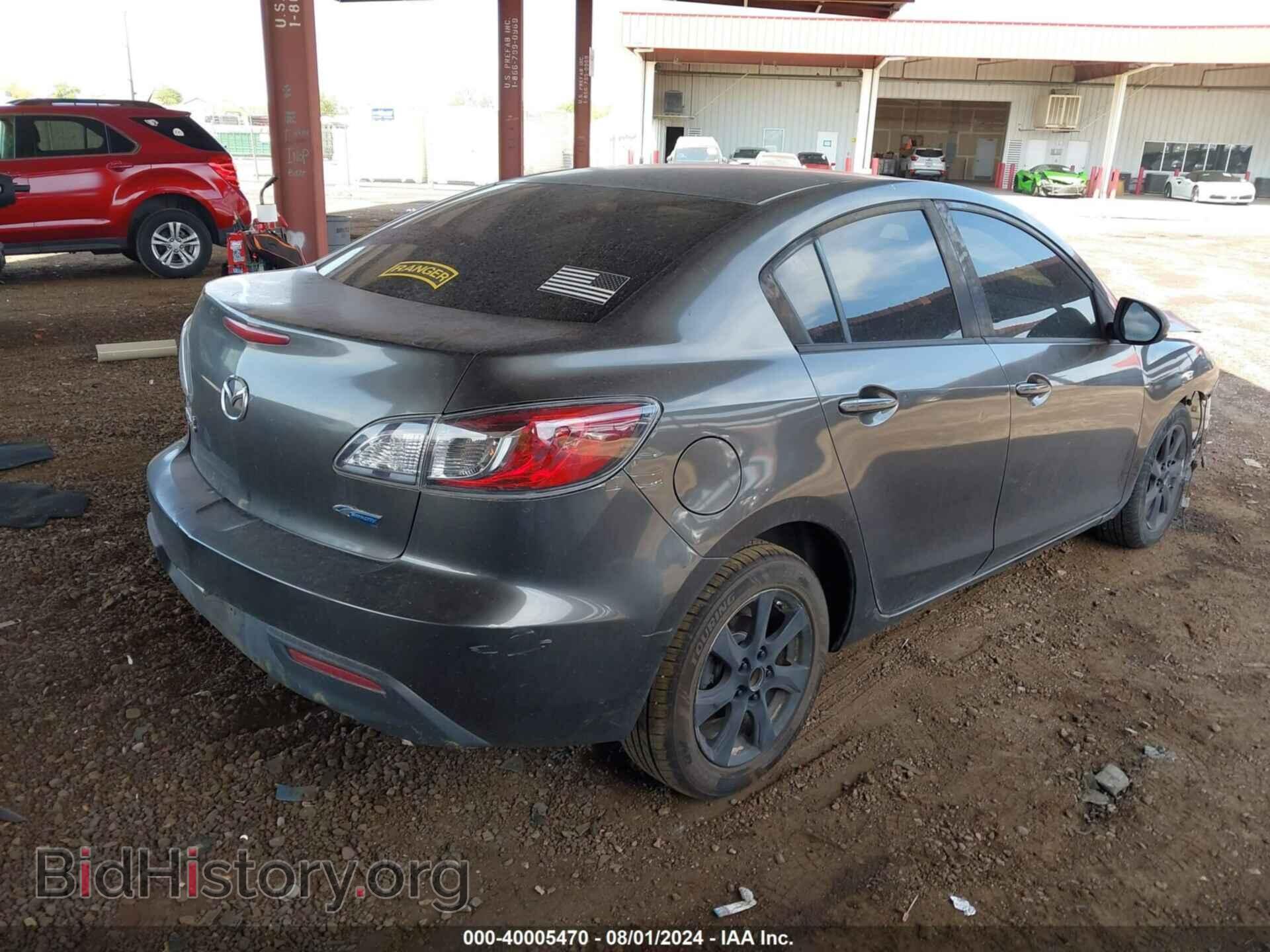 2011 MAZDA MAZDA3 - VIN: JM1BL1VG8B1360268 - Фото 4