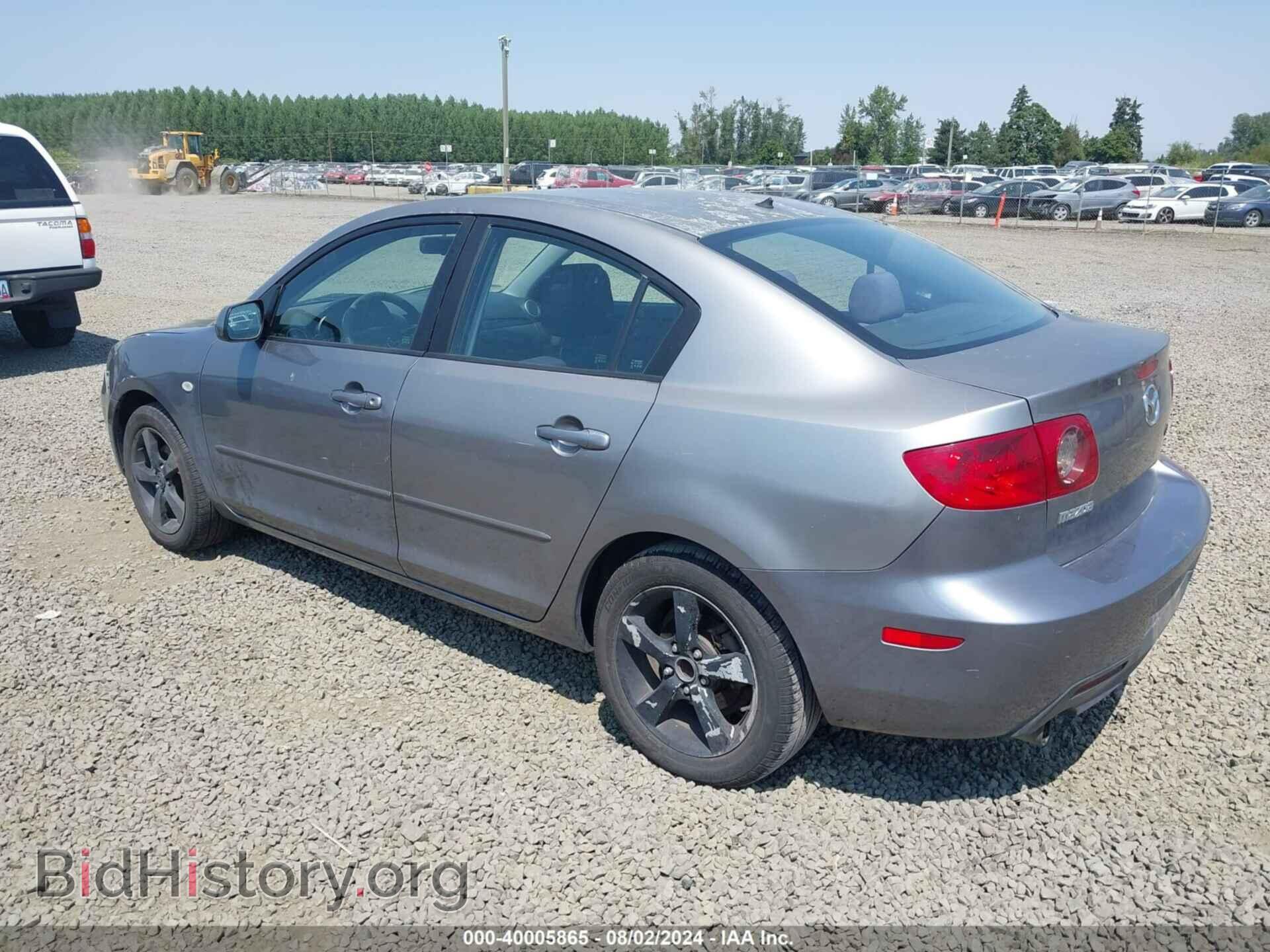 2006 MAZDA MAZDA3 - VIN: JM1BK12FX61472123 - Фото 3
