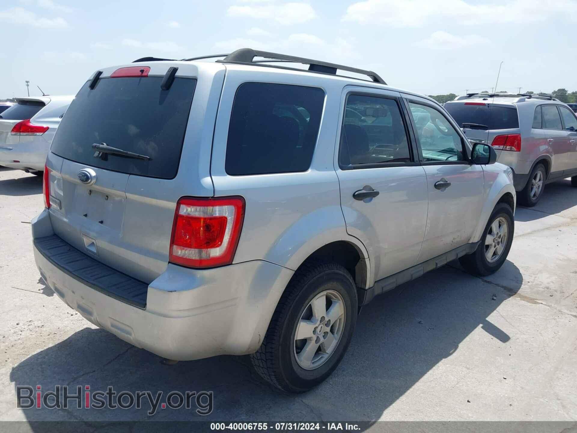 2011 FORD ESCAPE - VIN: 1FMCU0D71BKA14629 - Фото 4